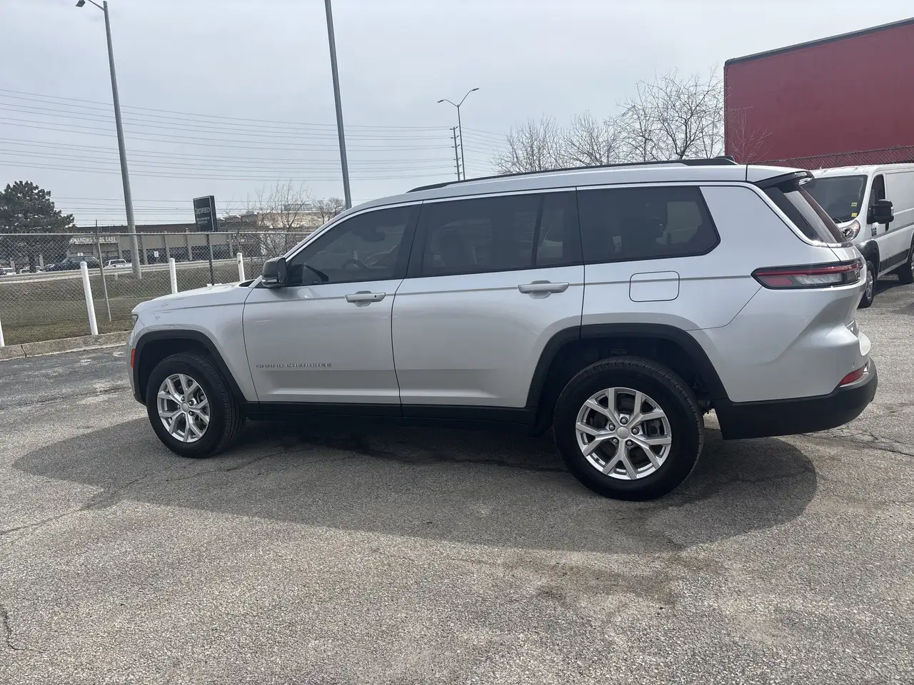 Jeep Grand Cherokee снимка Jeep Grand Cherokee