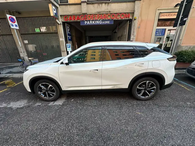 Dongfeng Mage