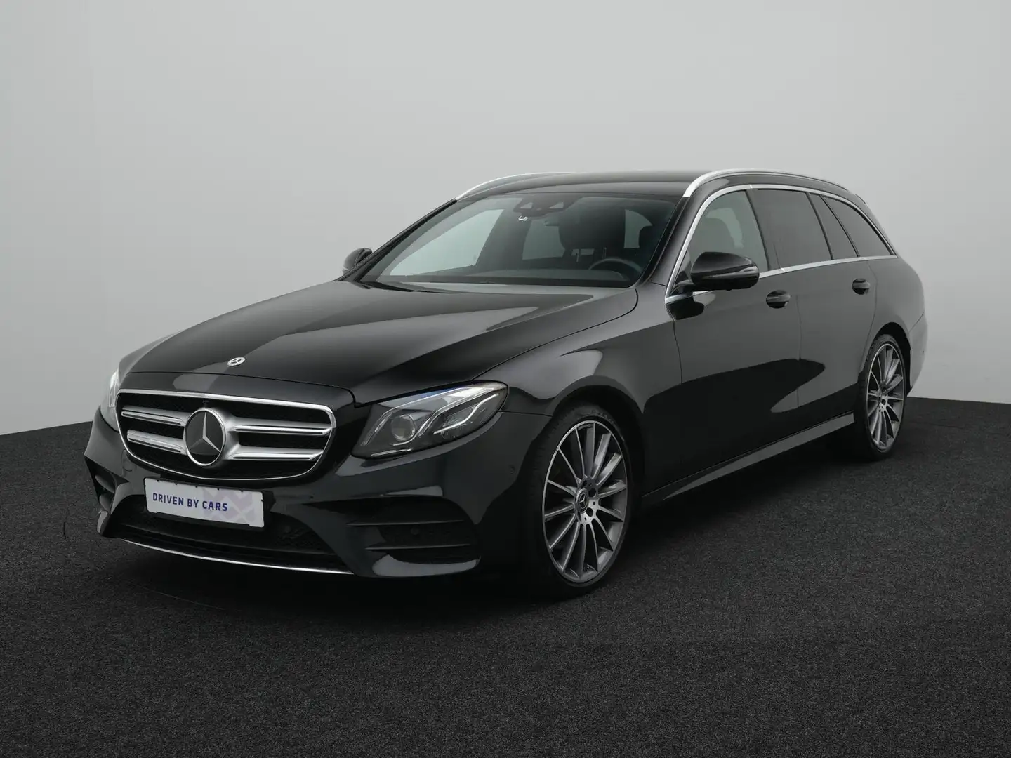 Mercedes-Benz E 220 d AMG-Line,MULTIBEAM,MEMO,360°,BURMESTE,AHK Zwart - 2