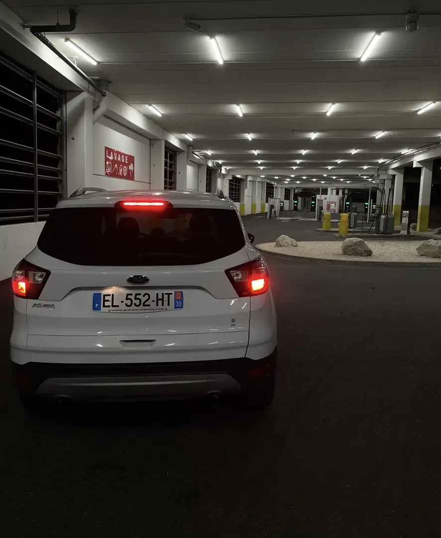 Ford Kuga 1.5 TDCi 120 S&S 4x2 BVM6 Trend - 2