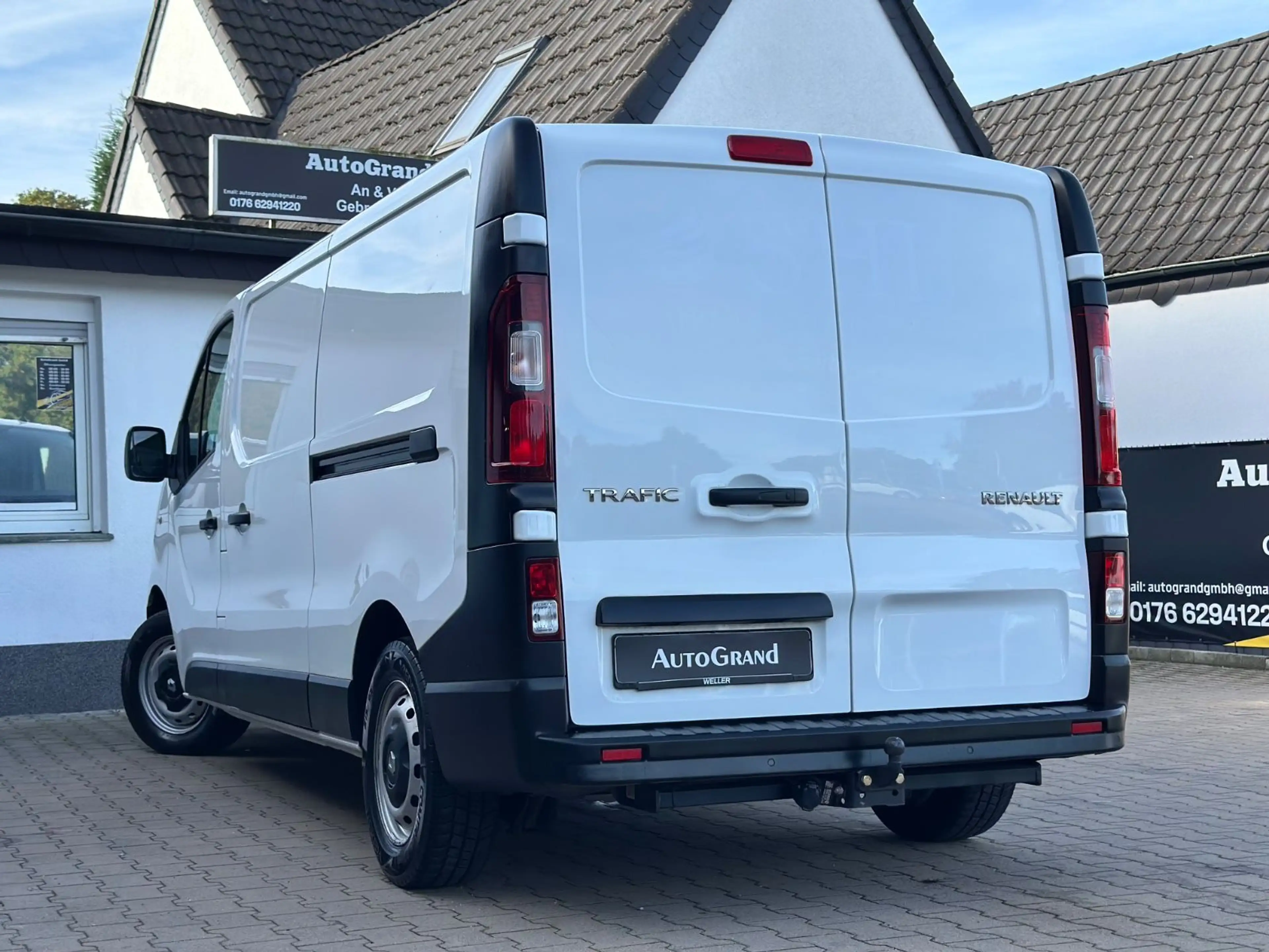 Renault Trafic Kasten L2H1 3,0t Komfort*1HAND*Klima*AHK* — photo 3