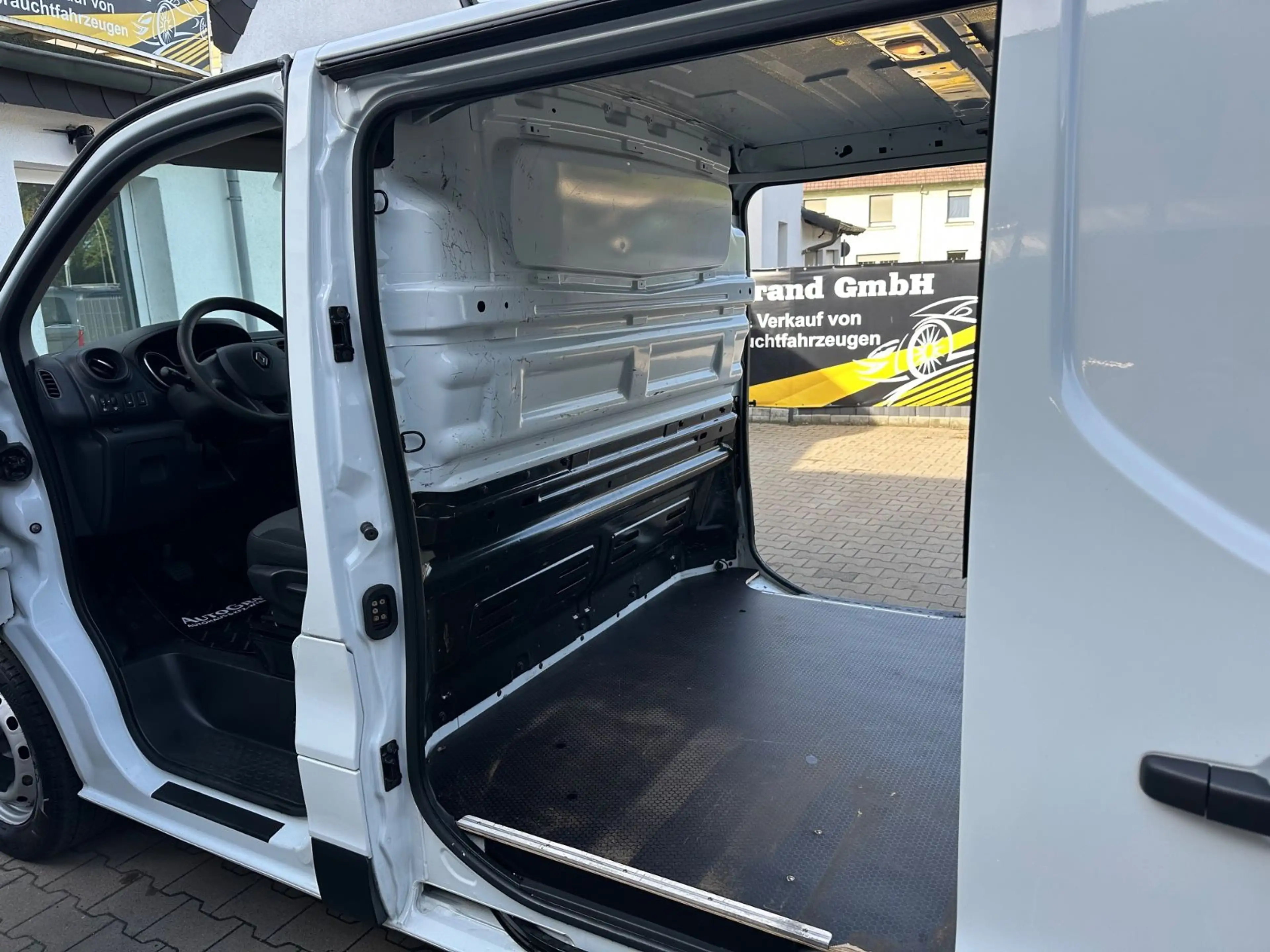 Renault Trafic Kasten L2H1 3,0t Komfort*1HAND*Klima*AHK* — photo 15