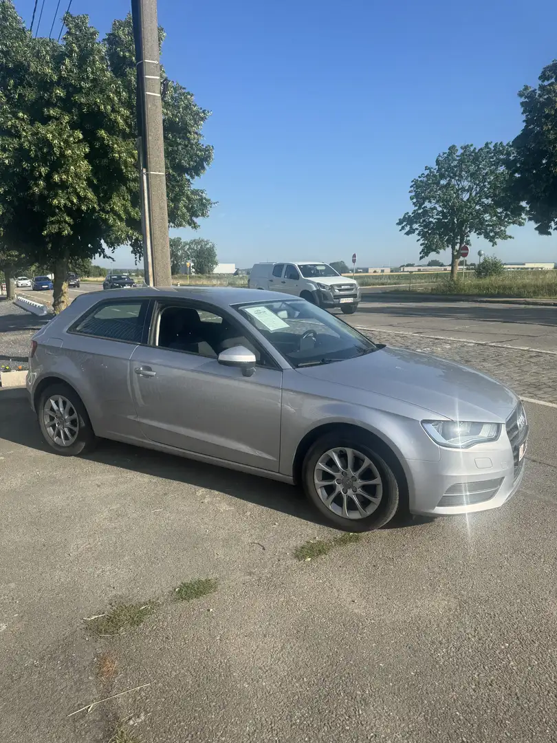 Audi A3 1.2 TFSI Attraction - 2