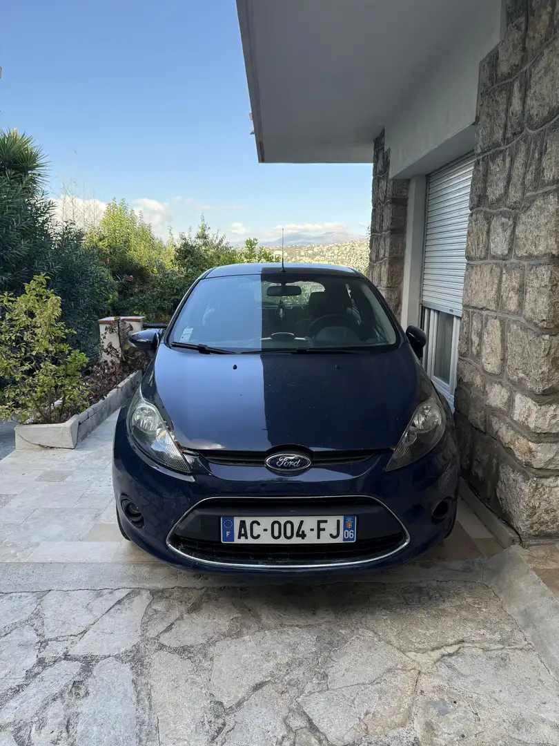 Ford Fiesta 1.25 Ambiente - 1
