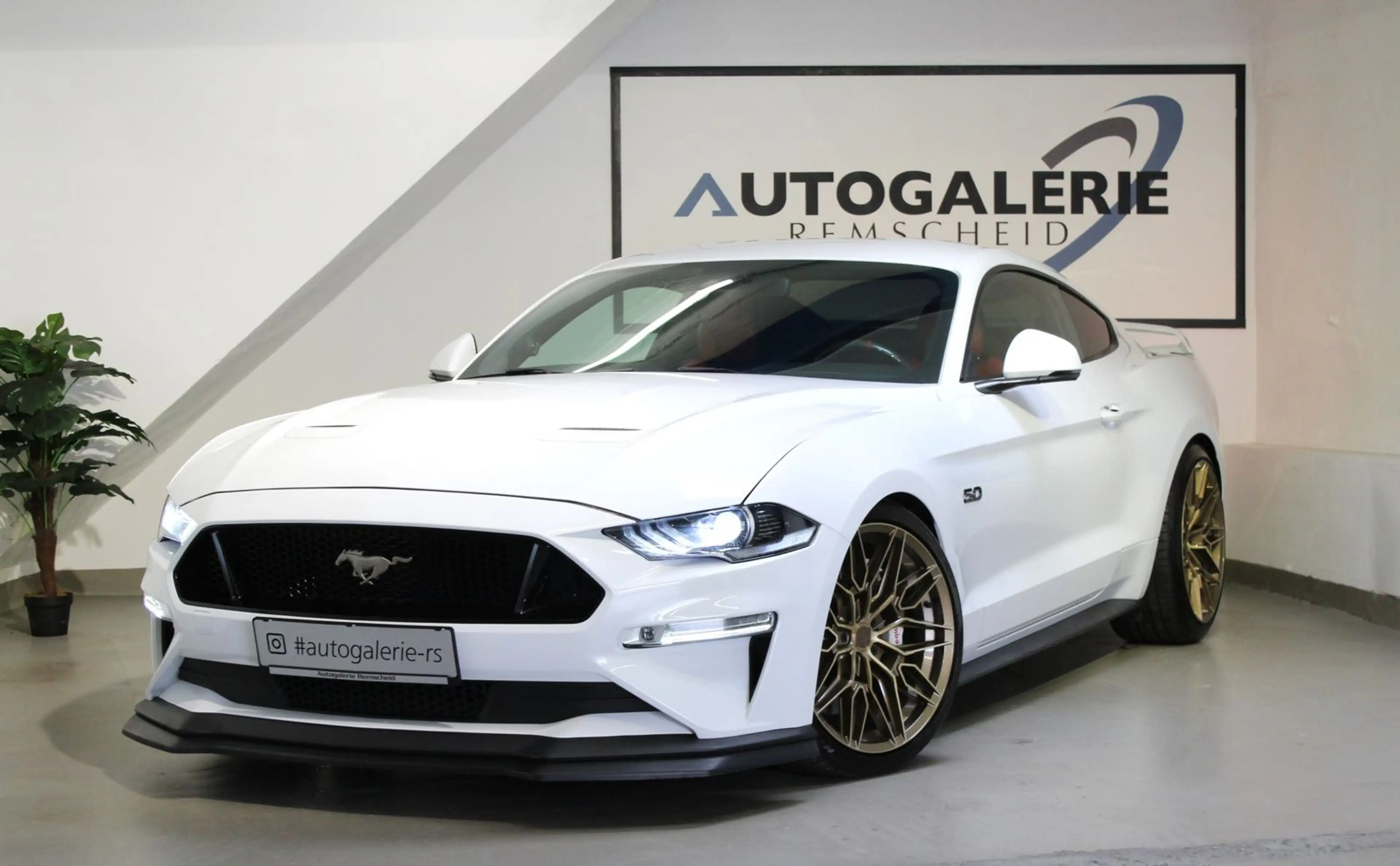 Ford Mustang GT V8 Fastback *DEUTSCH*VIRTUAL*S.ABGAS* — photo 6