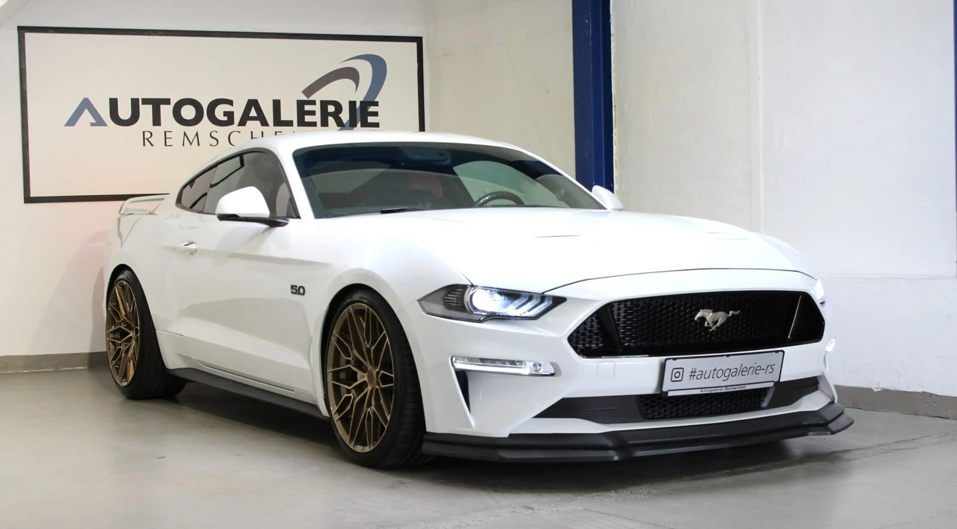 Ford Mustang GT V8 Fastback *DEUTSCH*VIRTUAL*S.ABGAS* — photo 4