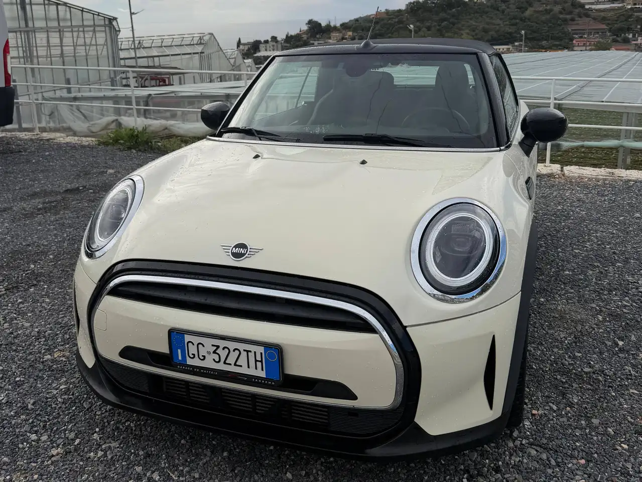 MINI Cooper Cabrio