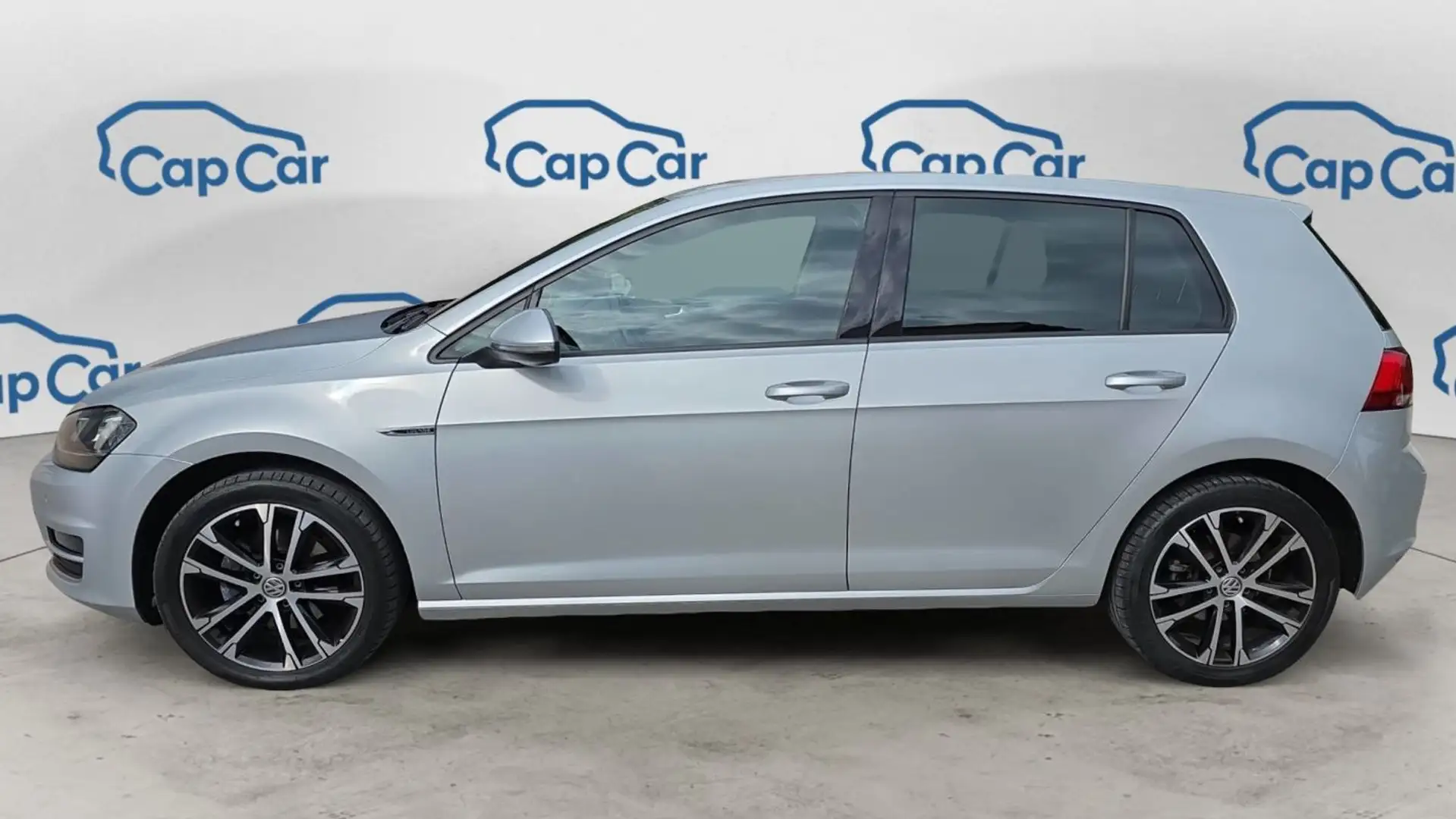 Volkswagen Golf VII 1.4 TSI 125 Lounge - 2