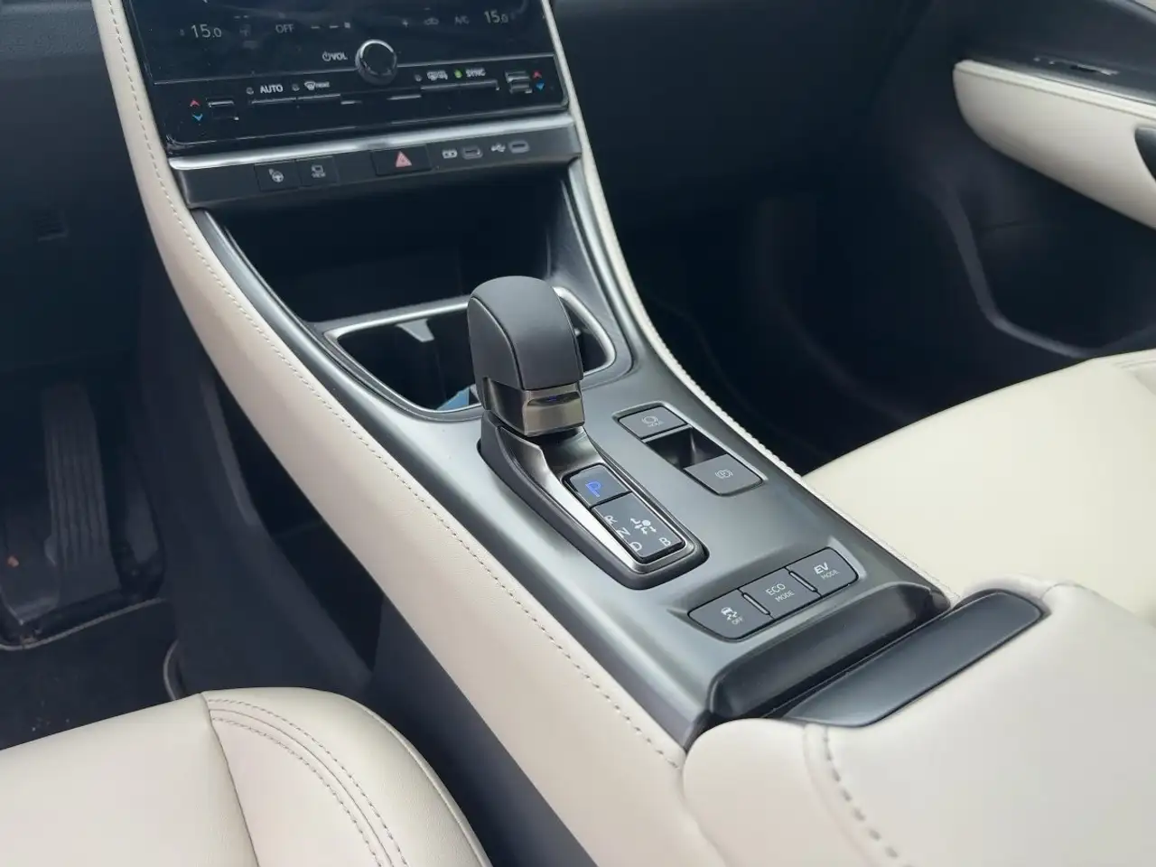 Lexus LBX 1.5 Hybrid Elegant Technologie + Safe & Sound Pake 13