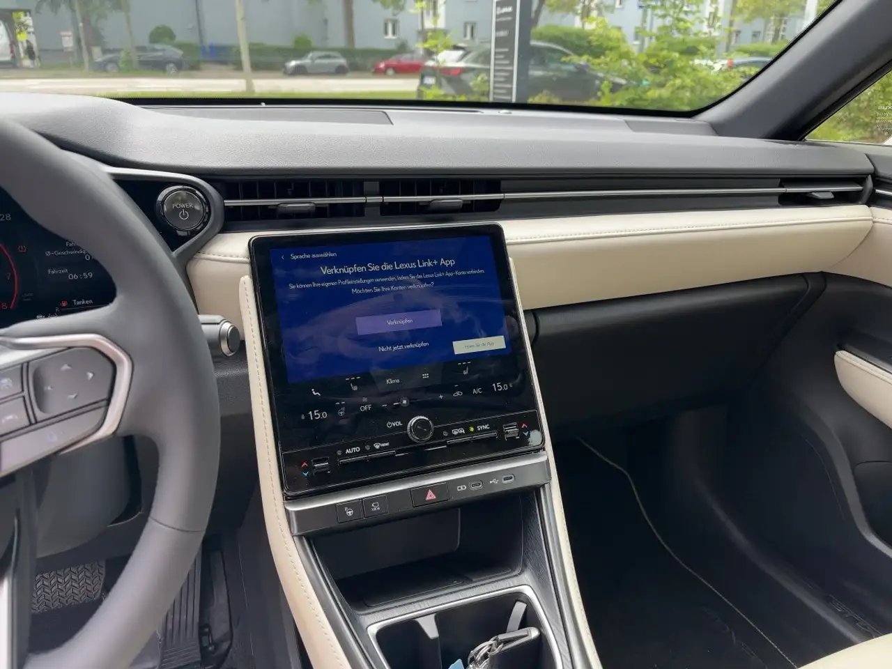 Lexus LBX 1.5 Hybrid Elegant Technologie + Safe & Sound Pake 12