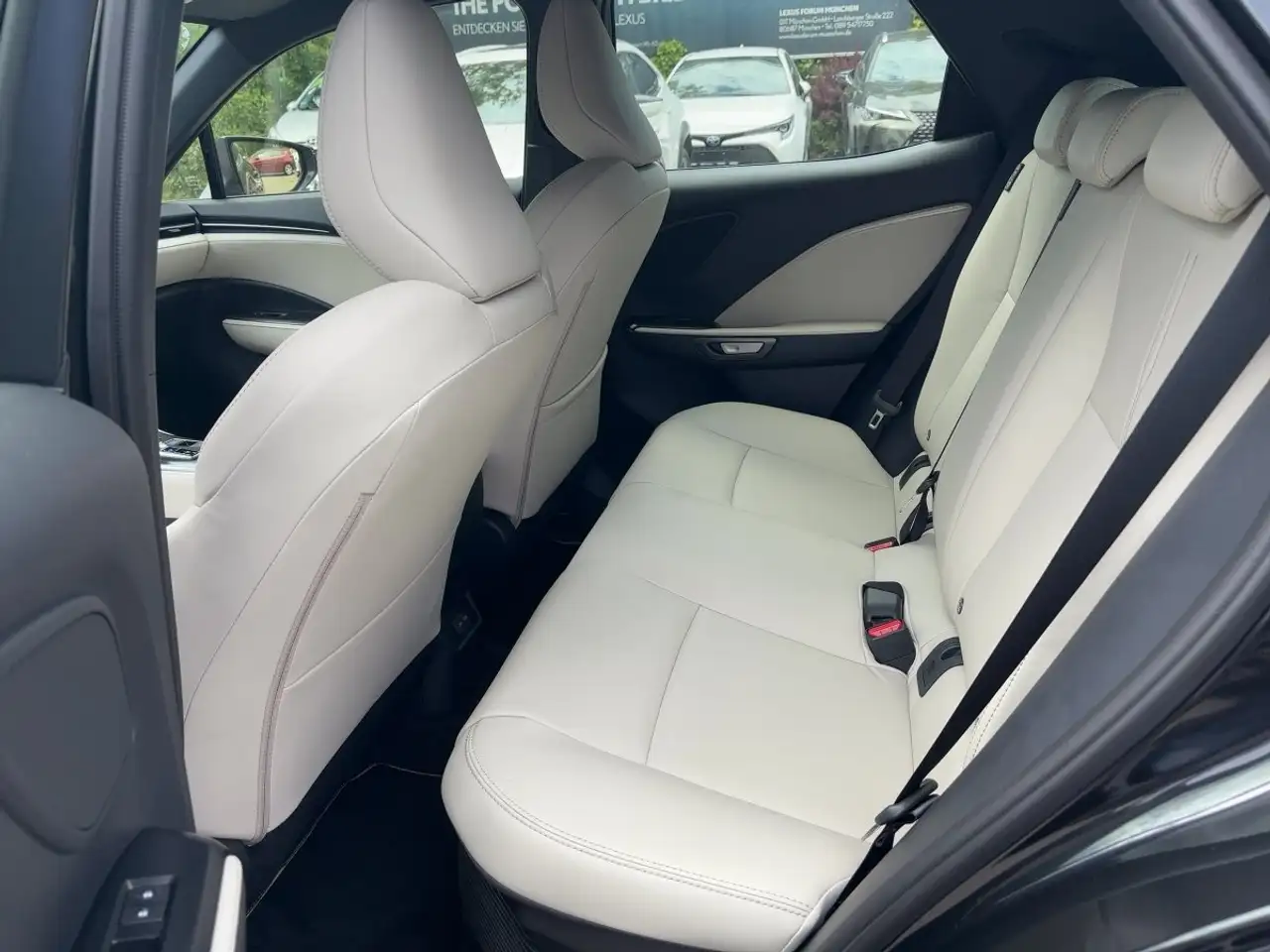 Lexus LBX 1.5 Hybrid Elegant Technologie + Safe & Sound Pake 9