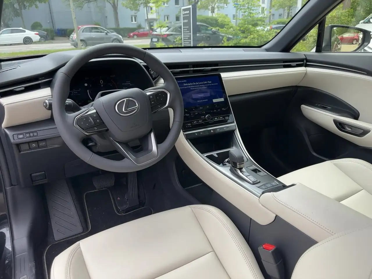 Lexus LBX 1.5 Hybrid Elegant Technologie + Safe & Sound Pake 10