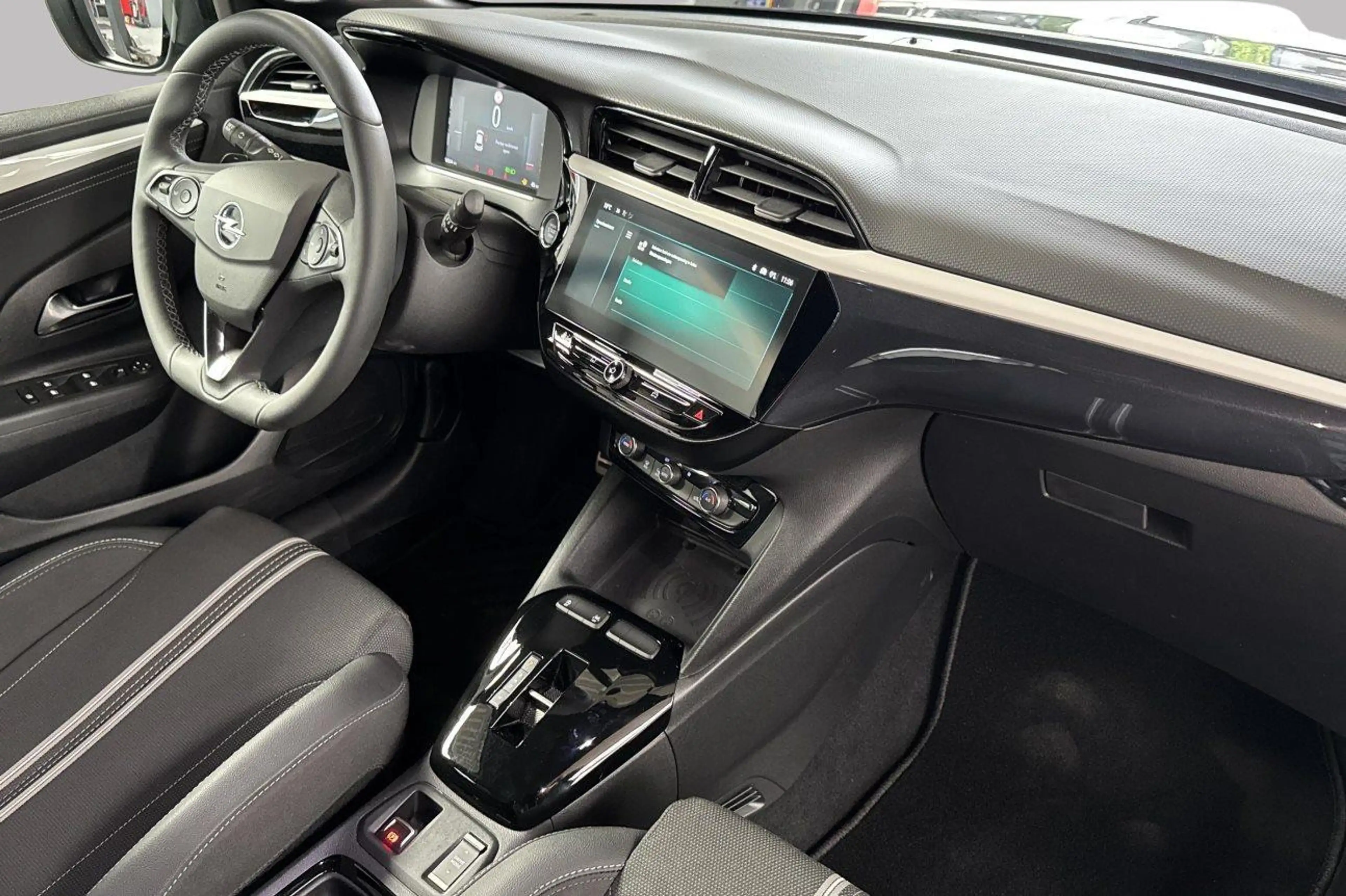 Opel Corsa GS HYBRID AUTOMAAT — photo 2