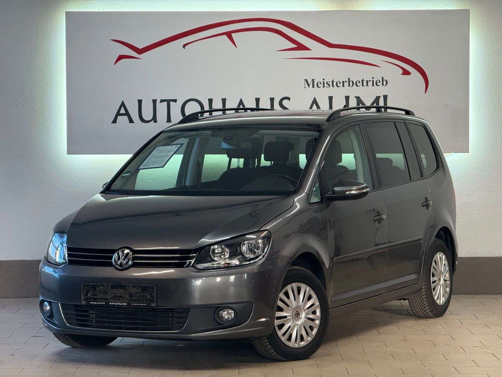 Second hand Volkswagen Touran 1.6