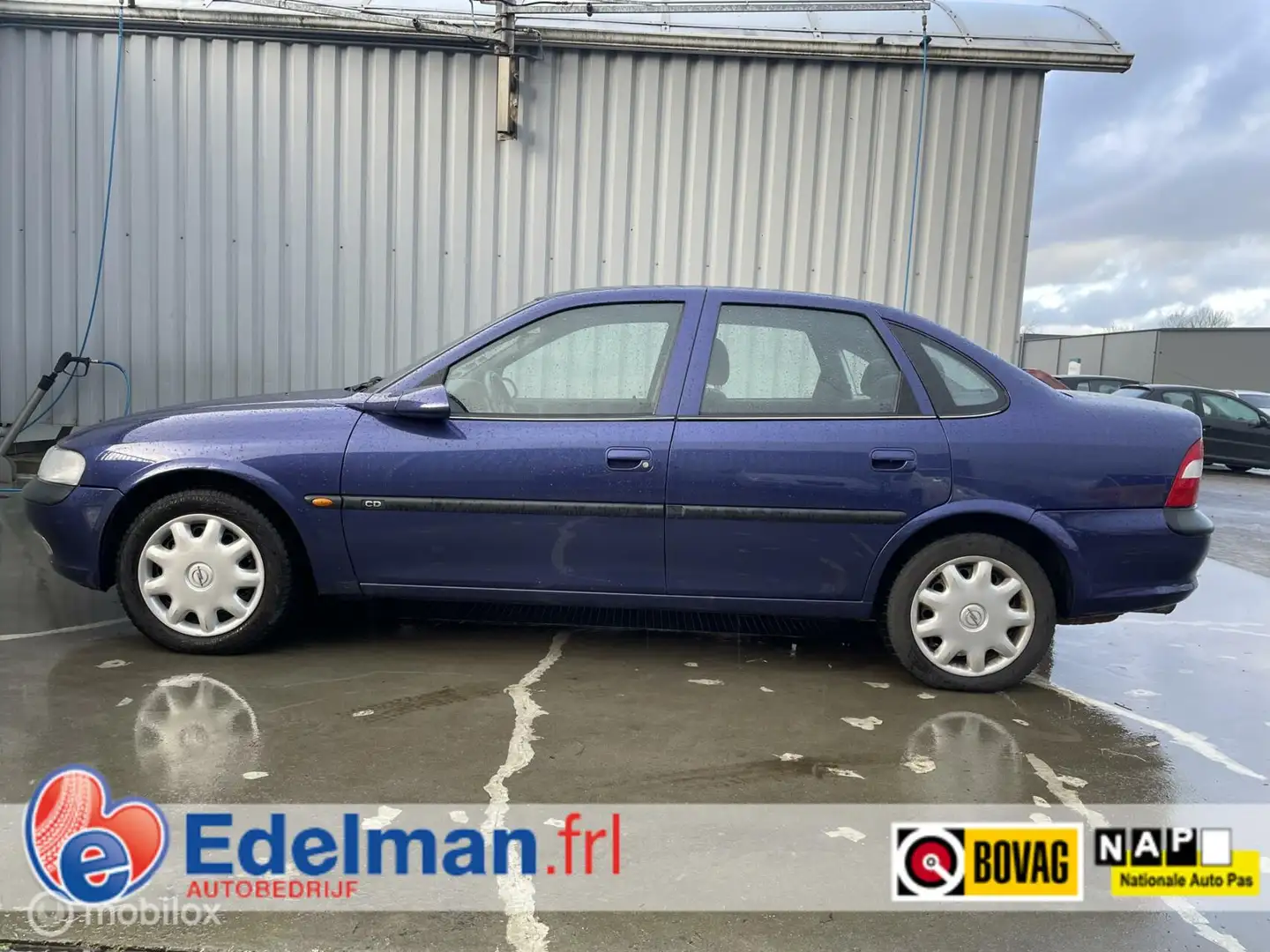 Opel Vectra 1.8i-16V CD | UNIEKE LAGE KM-STAND ! - 2
