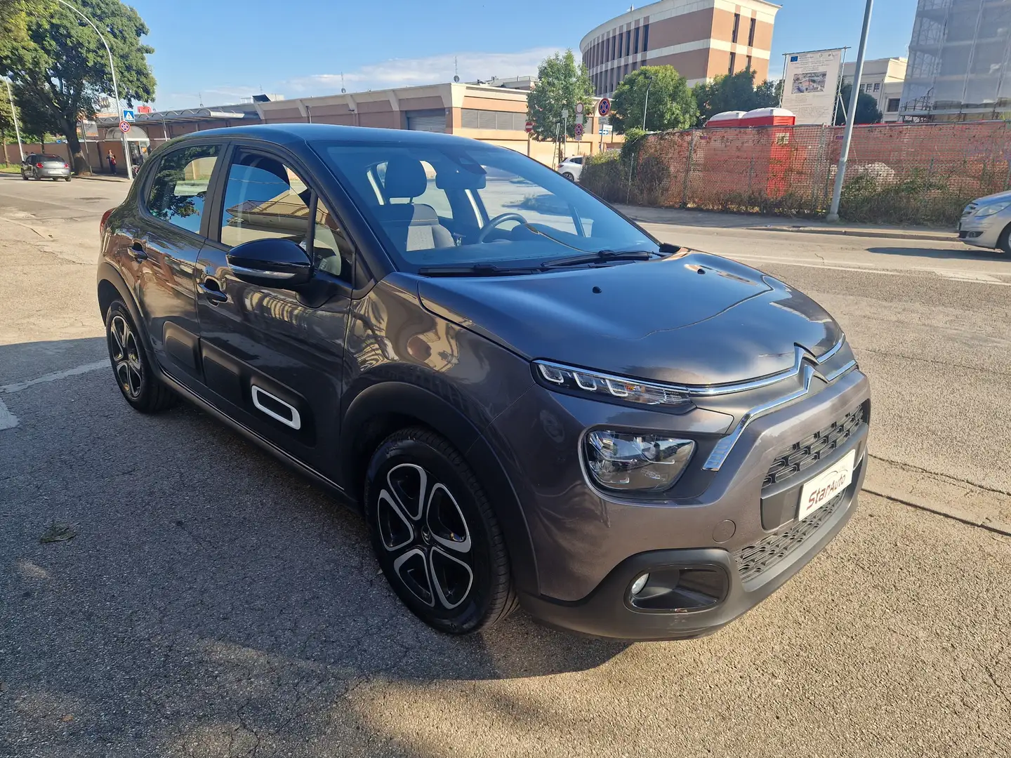 Citroen C3 C3 1.6 bluehdi Feel 100cv Gris - 1