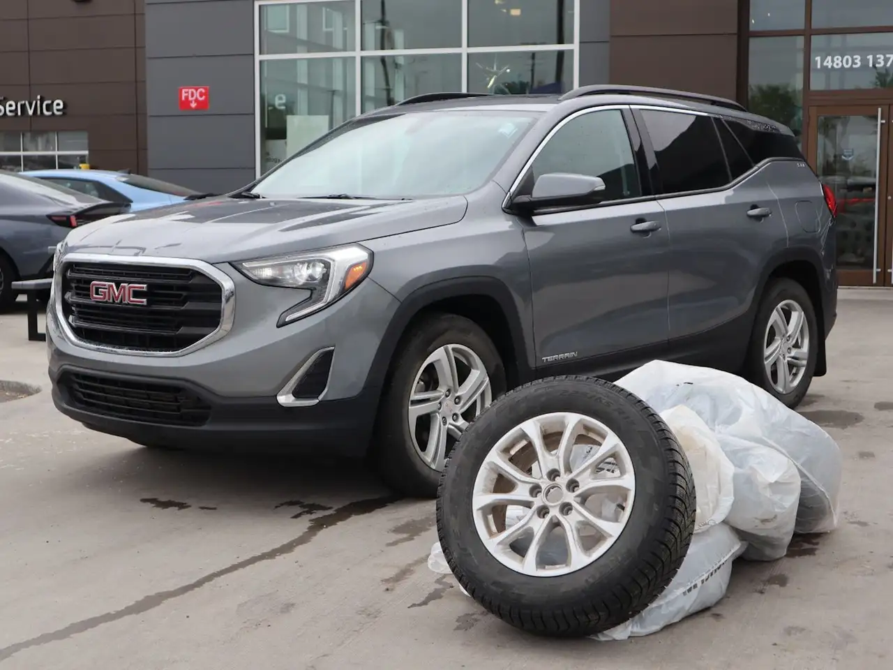GMC Terrain photo GMC Terrain