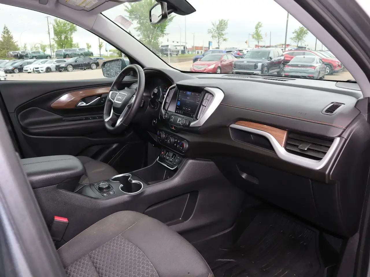GMC Terrain photo GMC Terrain