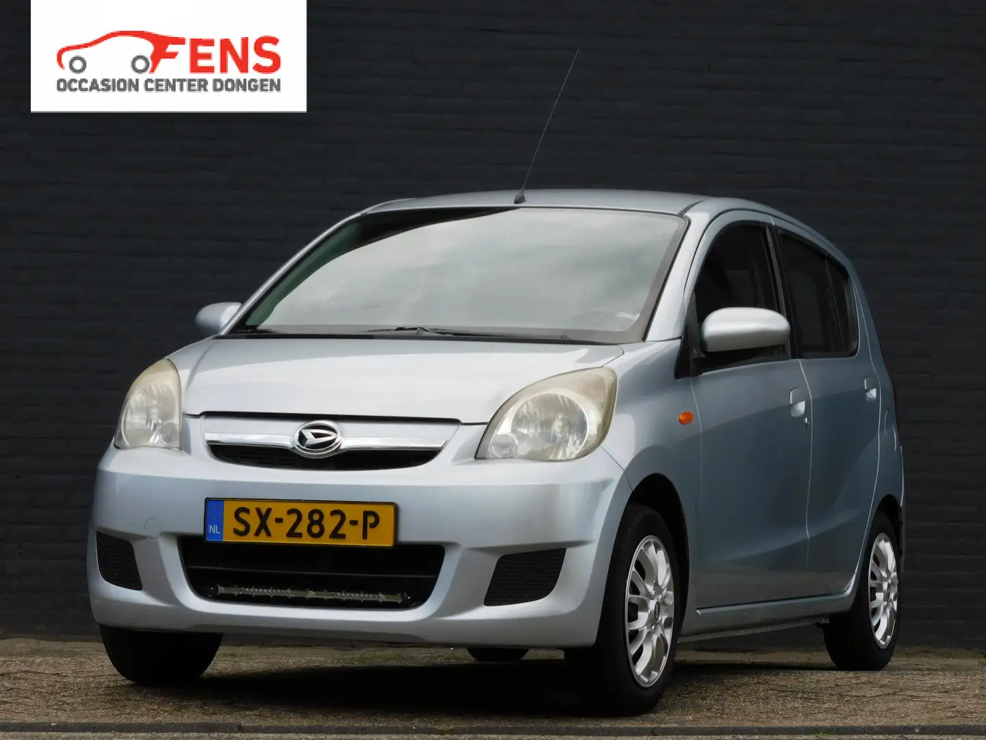 Daihatsu Cuore 1.0 Trend NETTE AUTO! PERFECT ONDERHOUDEN! AIRCO! Grijs - 1
