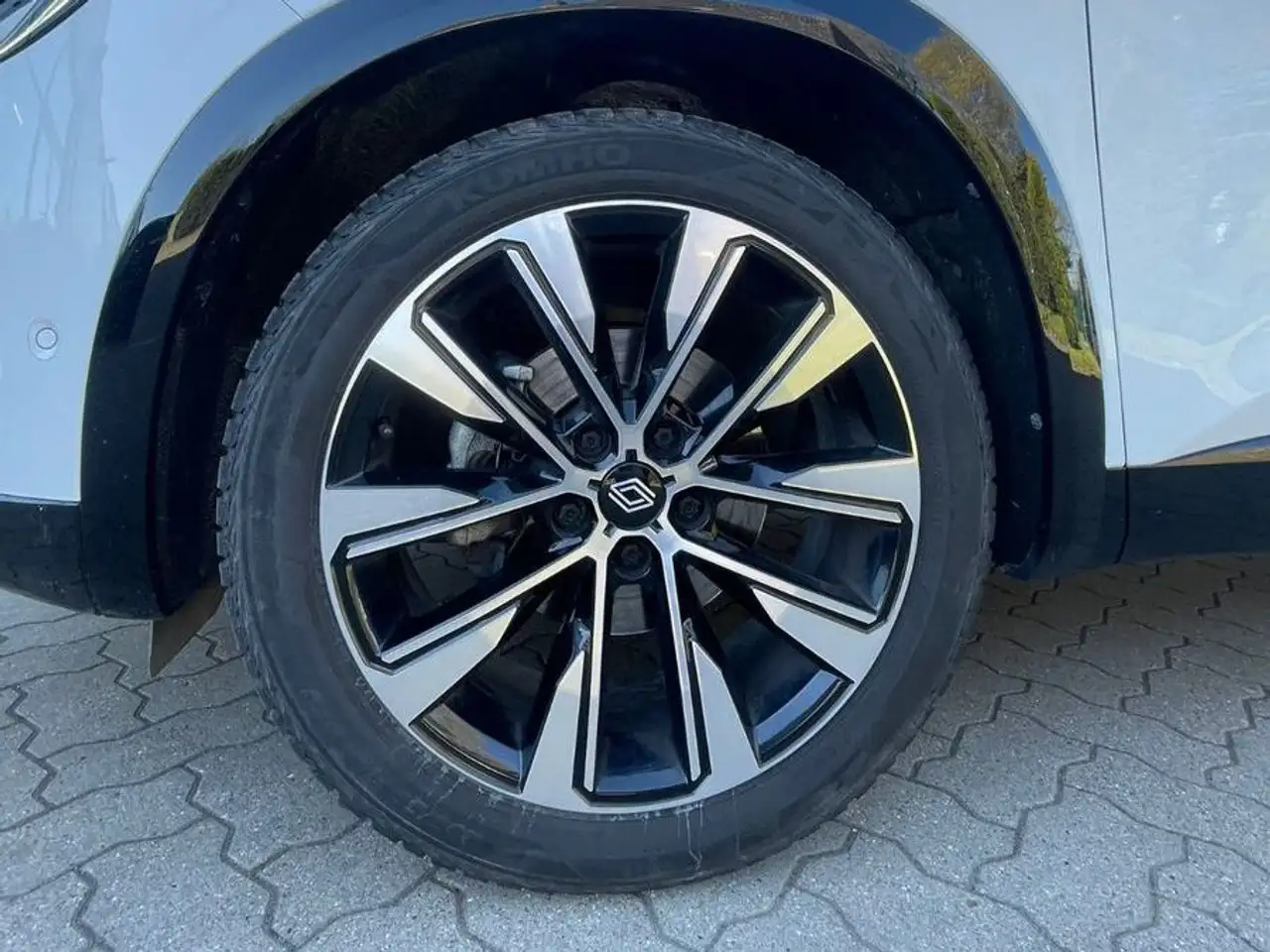 Renault Austral Techno Mild-Hybrid 9
