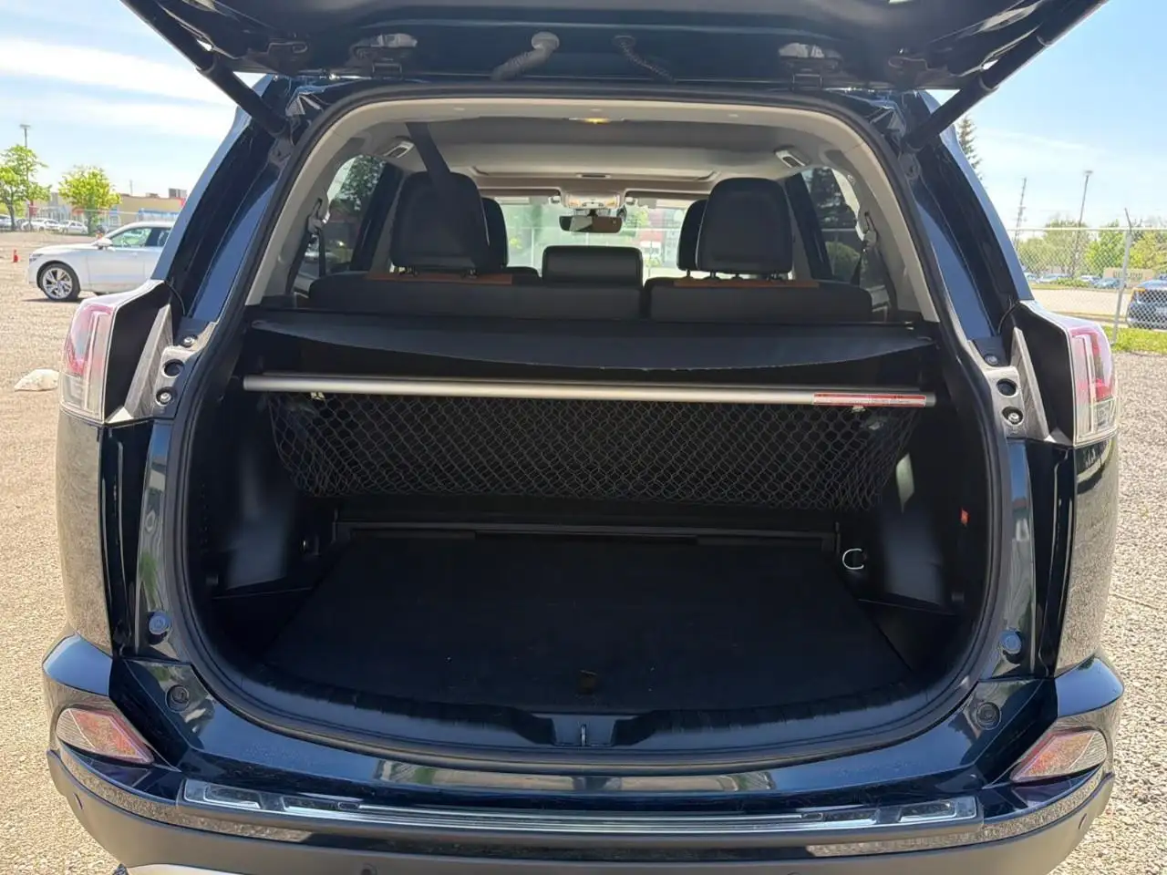 Toyota RAV 4 снимка Toyota RAV 4