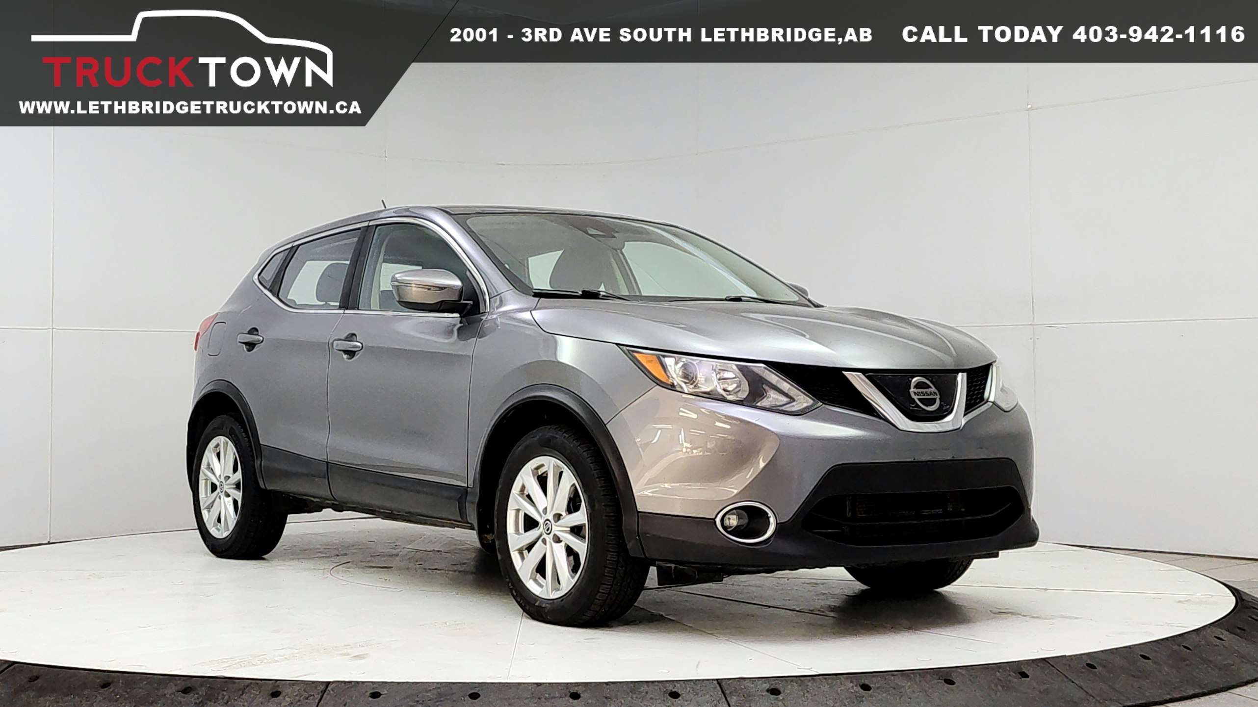 Gray (Gun Metallic) 2019 Nissan Qashqai SUV / Crossover  Automatic