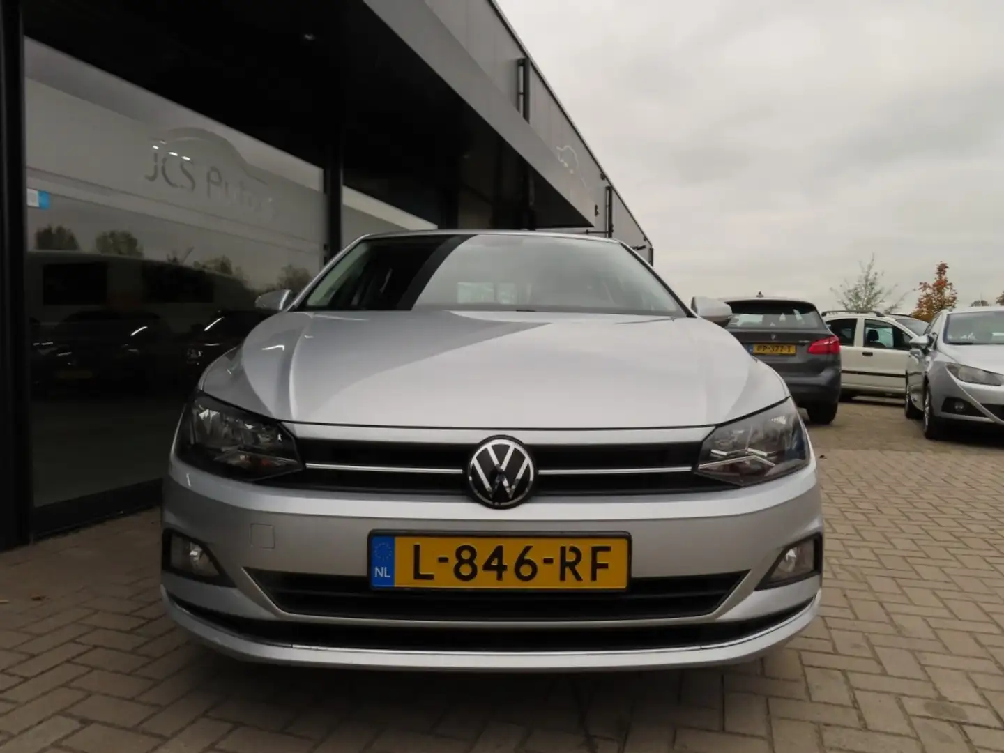 Volkswagen Polo 1.0 TSI Highline Ecc Adapt Cruise Navi 2021 Gris - 2