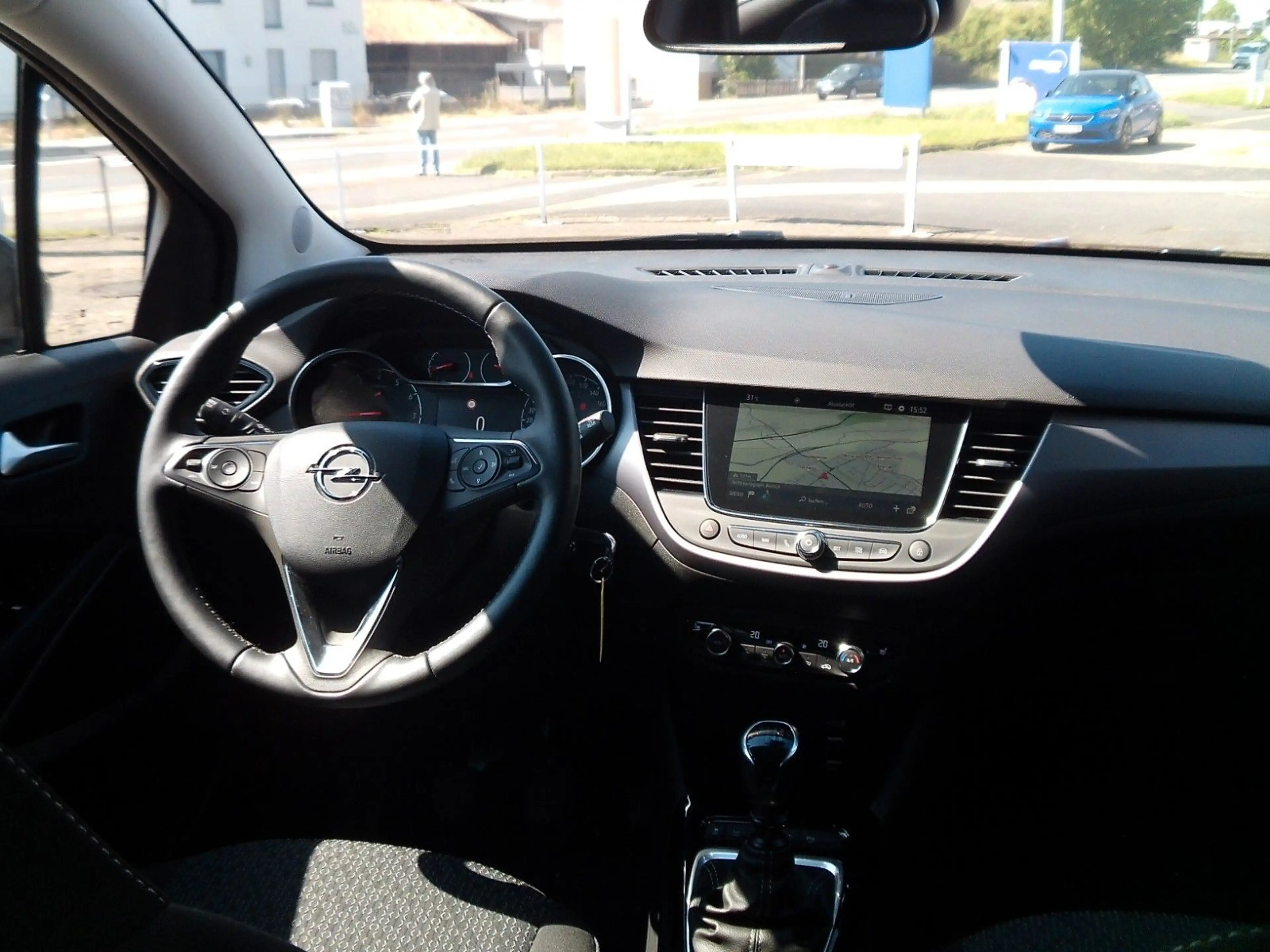 Opel Crossland X Crossland 1.2T Enjoy PDC+Kam SHZ LHZ Navi Pro — photo 10