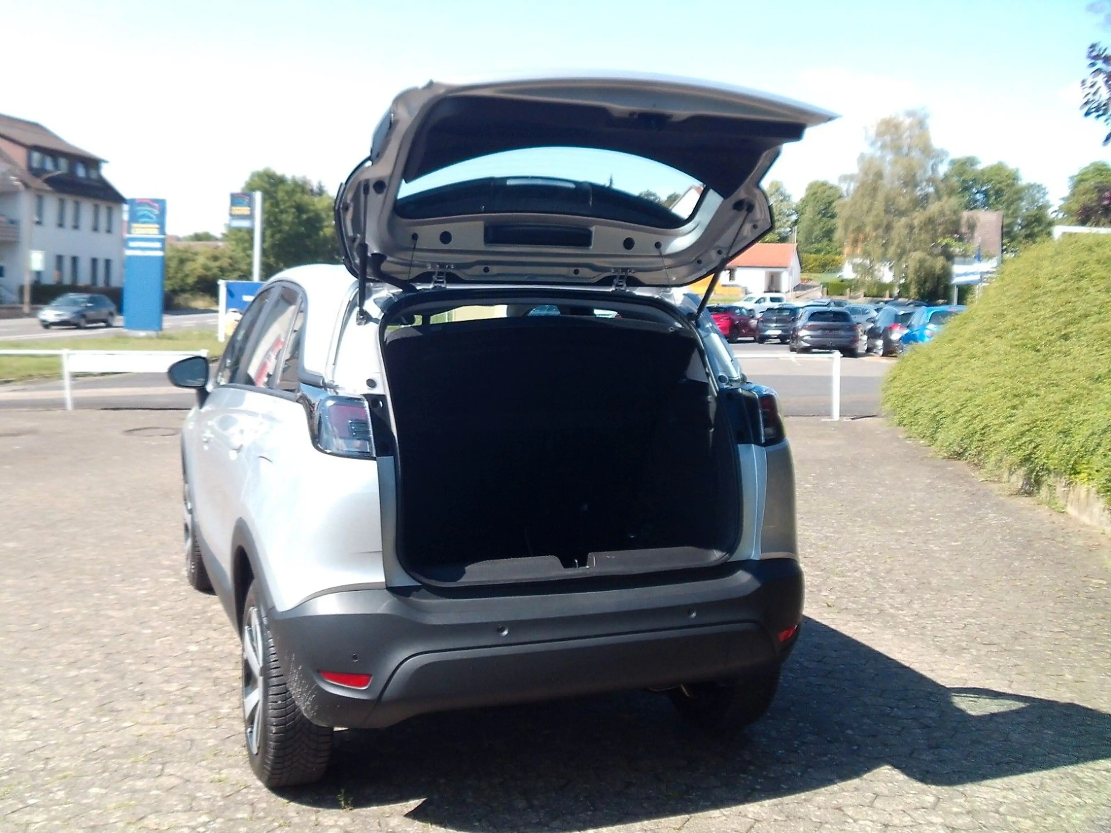 Opel Crossland X Crossland 1.2T Enjoy PDC+Kam SHZ LHZ Navi Pro — photo 11