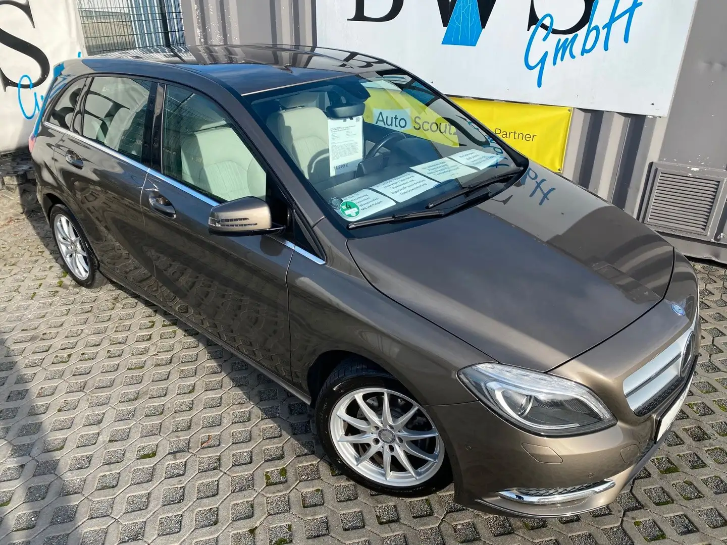 Mercedes-Benz B 180 Urban /Bi-Xenon/Tempomat/Park/SHZ*62TKm! Grau - 2