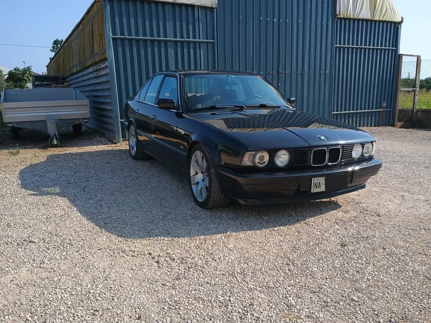 BMW 520 520i Individual Чорний - 1