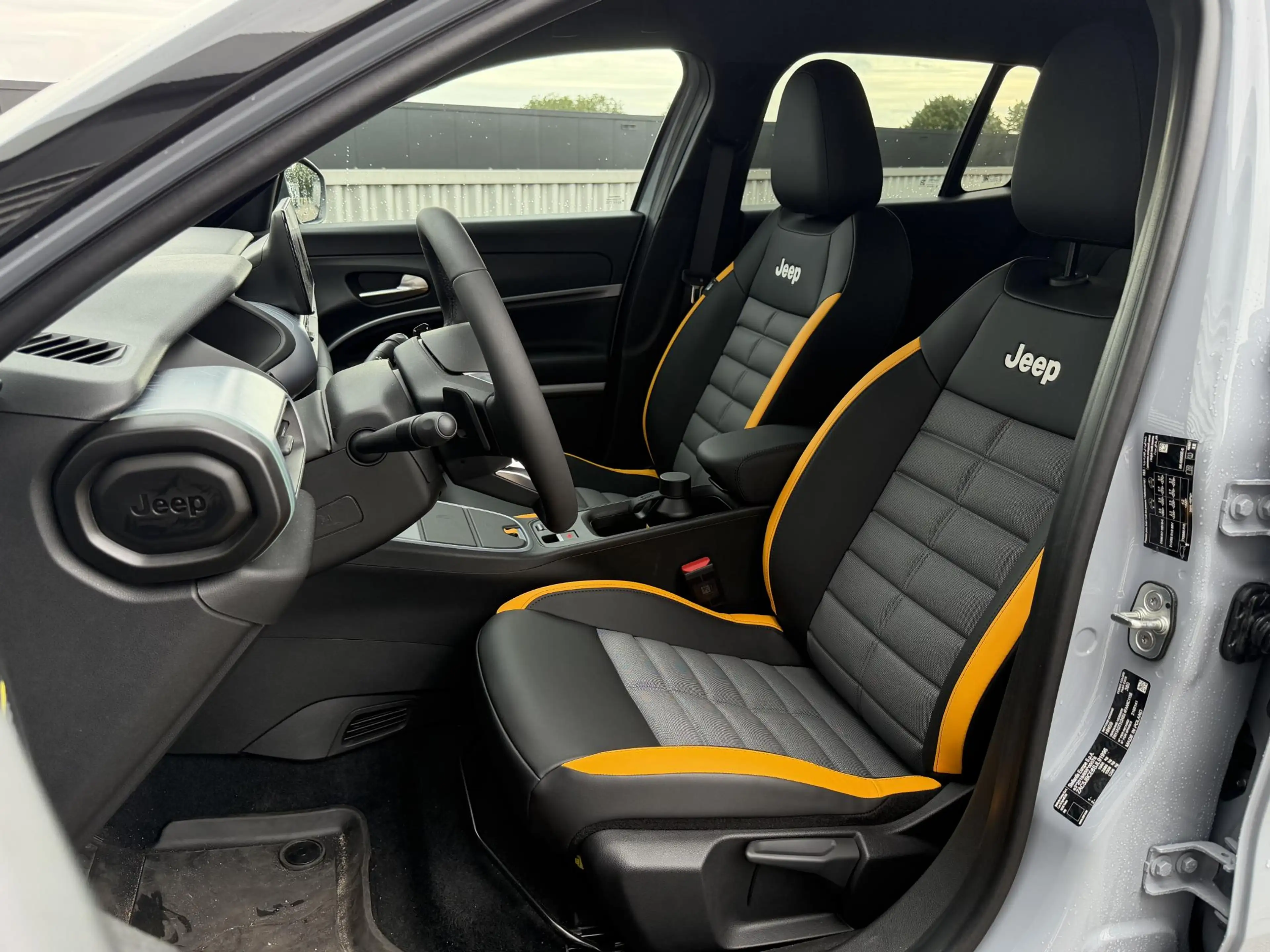 Jeep Avenger 1.2T 4xe 136pk The North Face | Automaat | All Sea — photo 9