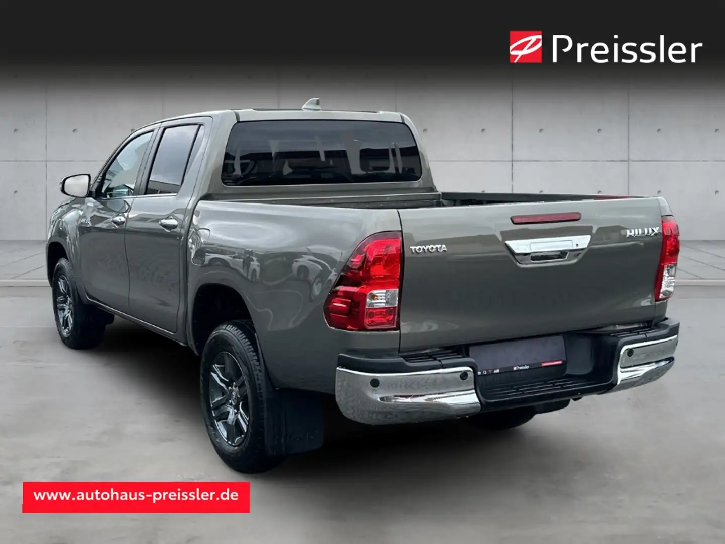 Toyota Hilux 4x4 2,8 l Double Cab AT 4X4 Comfort Navi Sperrdiff Maro - 2
