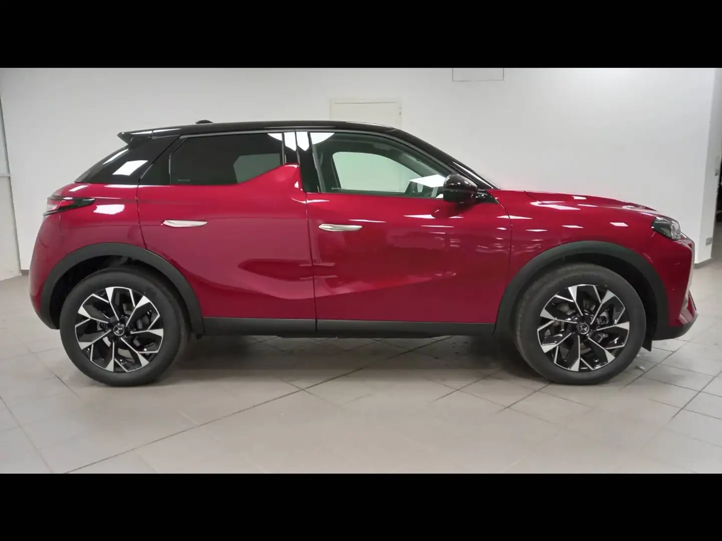 DS Automobiles DS 3 Crossback DS3 Crossback 50 kWh e-tense Grand Chic Czerwony - 1