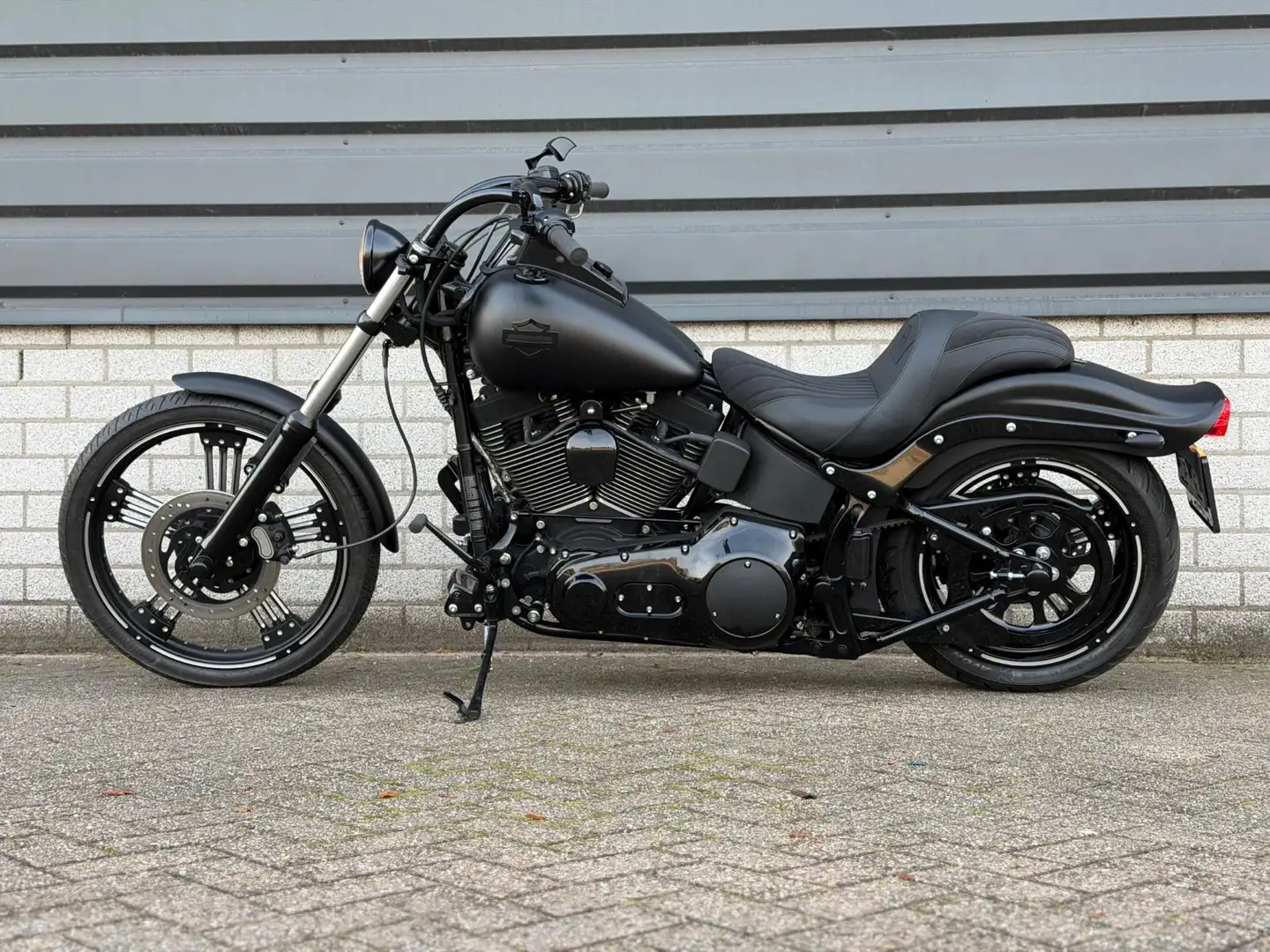 Harley-Davidson Night Train FXSTB 96ci Softail / RSD WIELEN / CUSTOM!! Zwart - 2