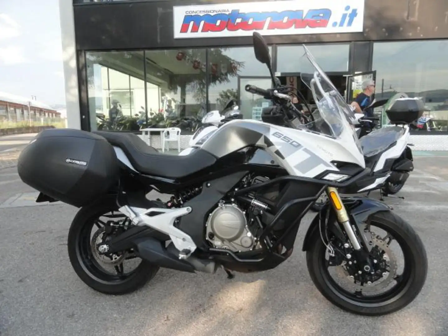 CFMOTO 650 MT MT 650 Wit - 1