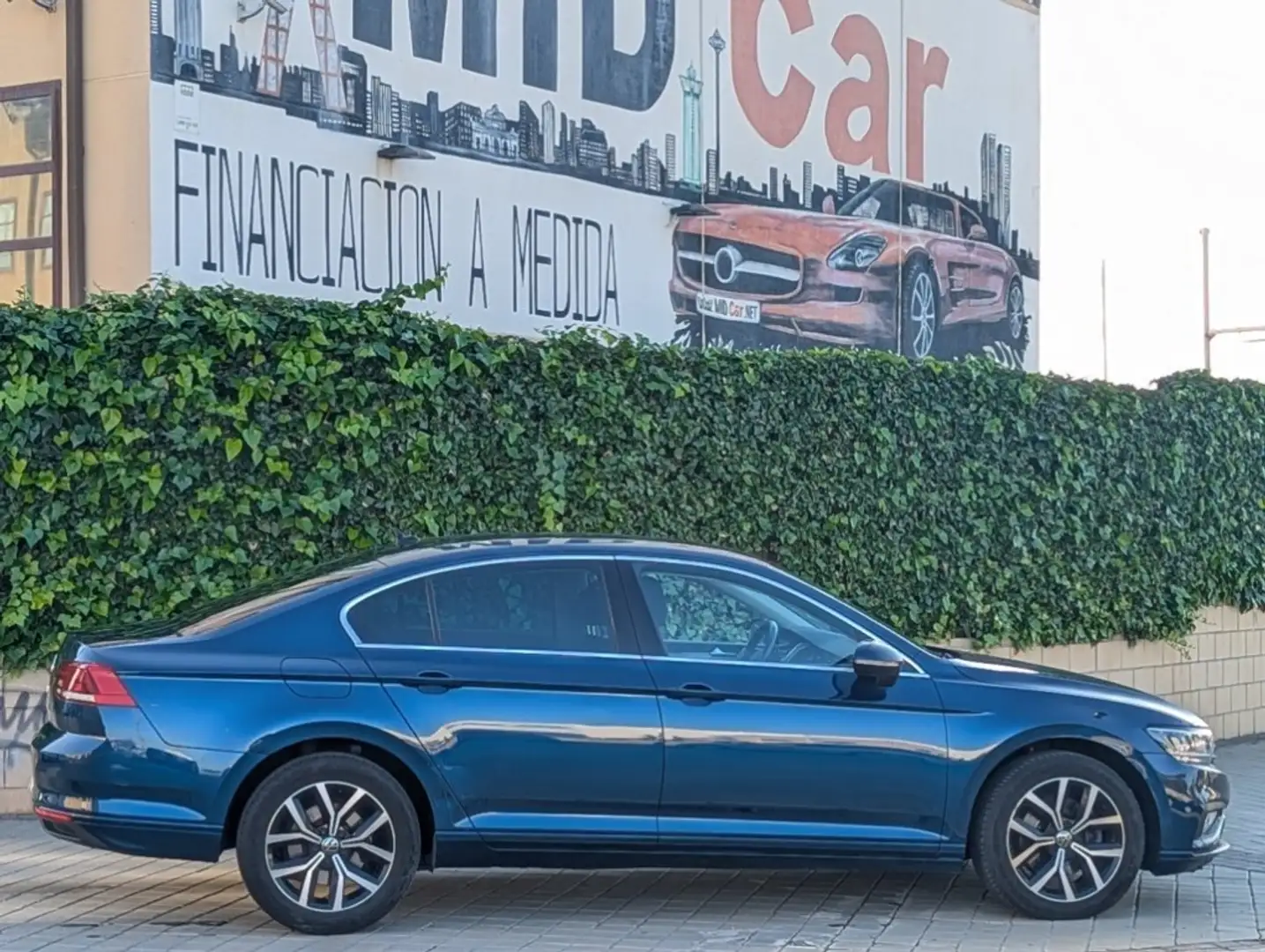 Volkswagen Passat 2.0TDI EVO Executive DSG7 110kW Azul - 2