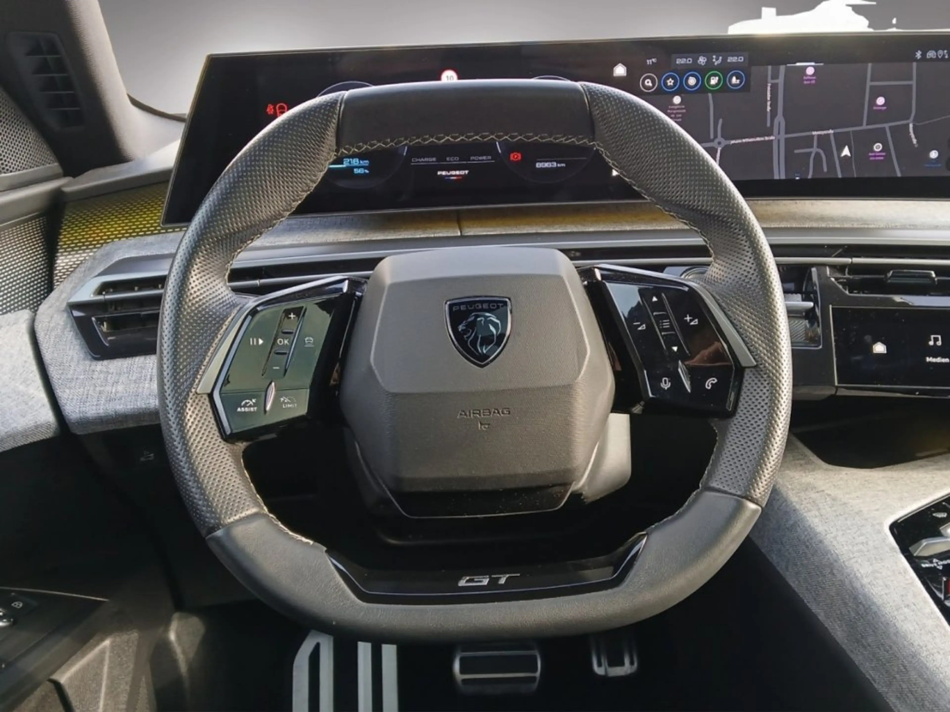 Peugeot 5008 E-5008 GT Elektromotor 210 (Batterie 73 kWh) — photo 8