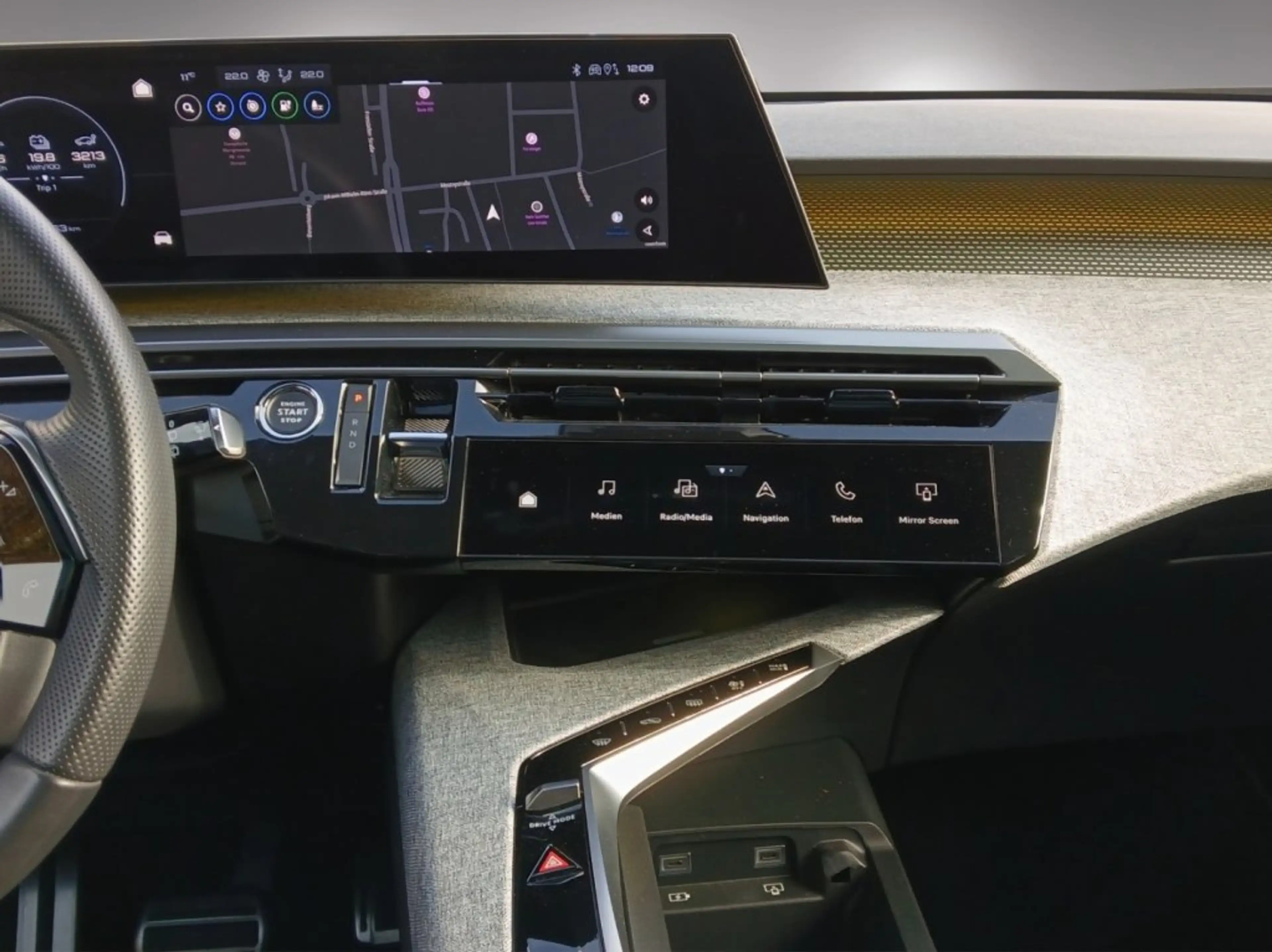 Peugeot 5008 E-5008 GT Elektromotor 210 (Batterie 73 kWh) — photo 10
