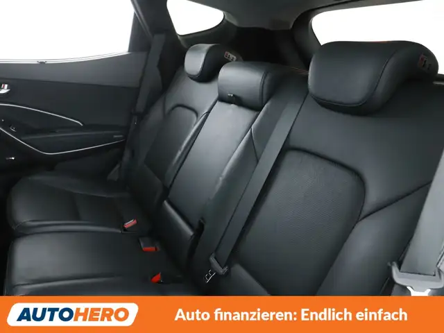 Hyundai Santa Fe view 14
