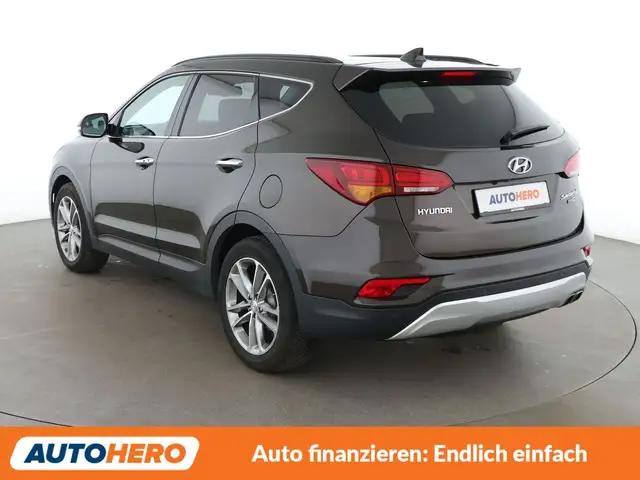 Hyundai Santa Fe view 4