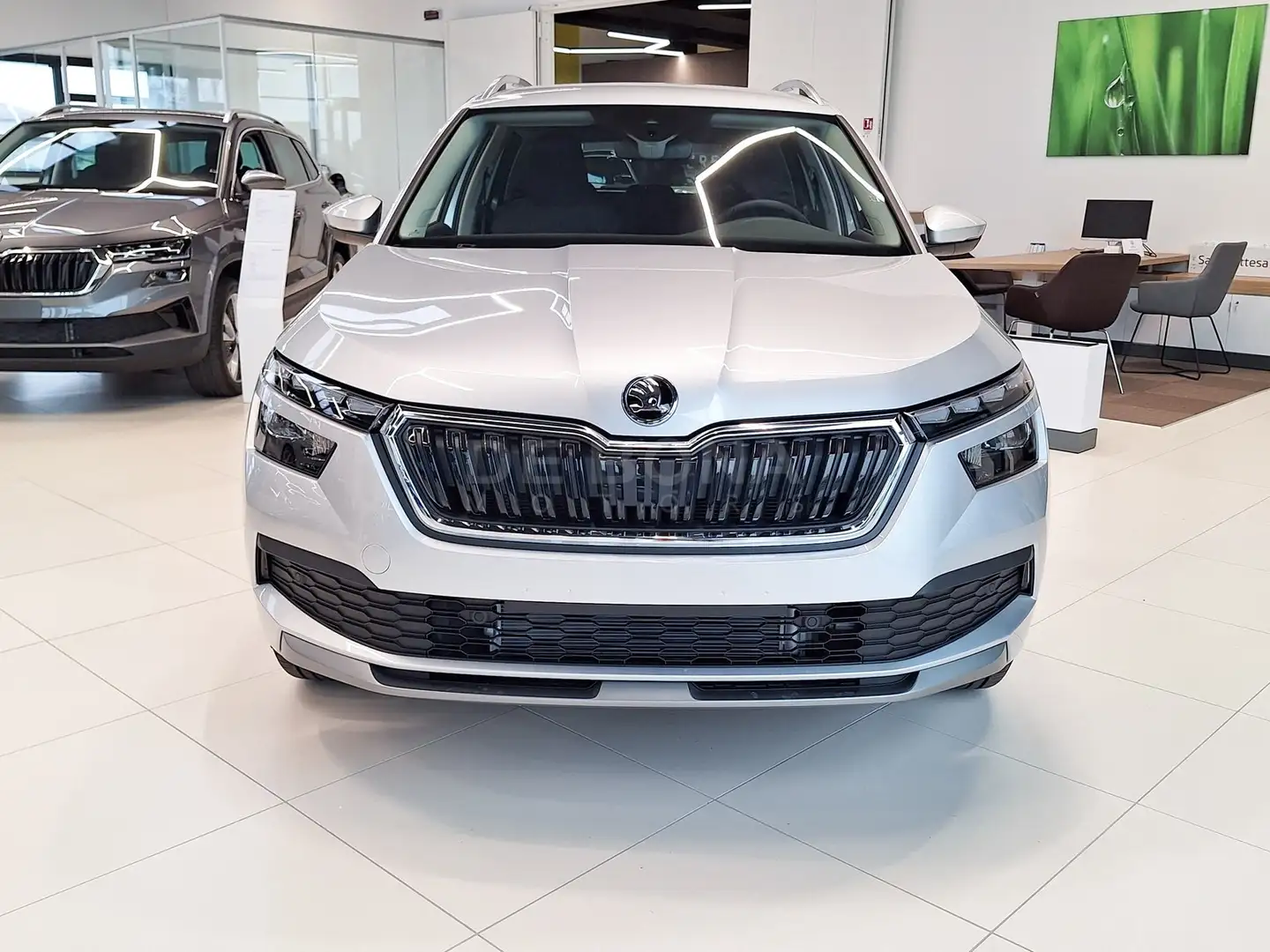 Skoda Kamiq 1.0 tsi style 110cv Argento - 2