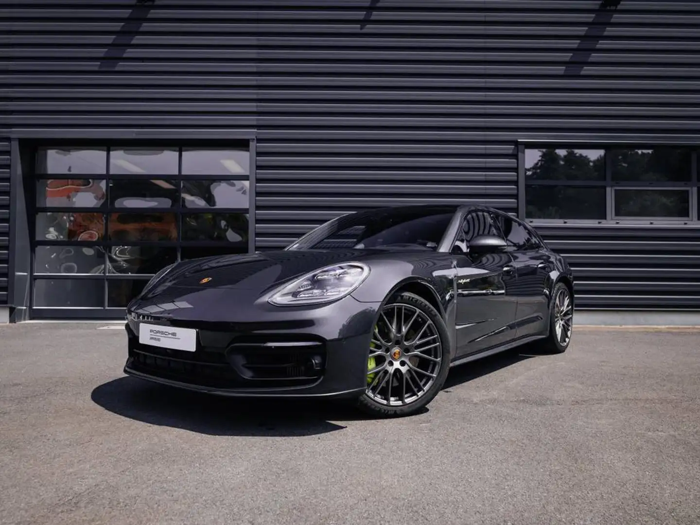 Porsche Panamera Panamera 4 E-Hybrid Platinum Edition Sport Turismo Grigio - 1