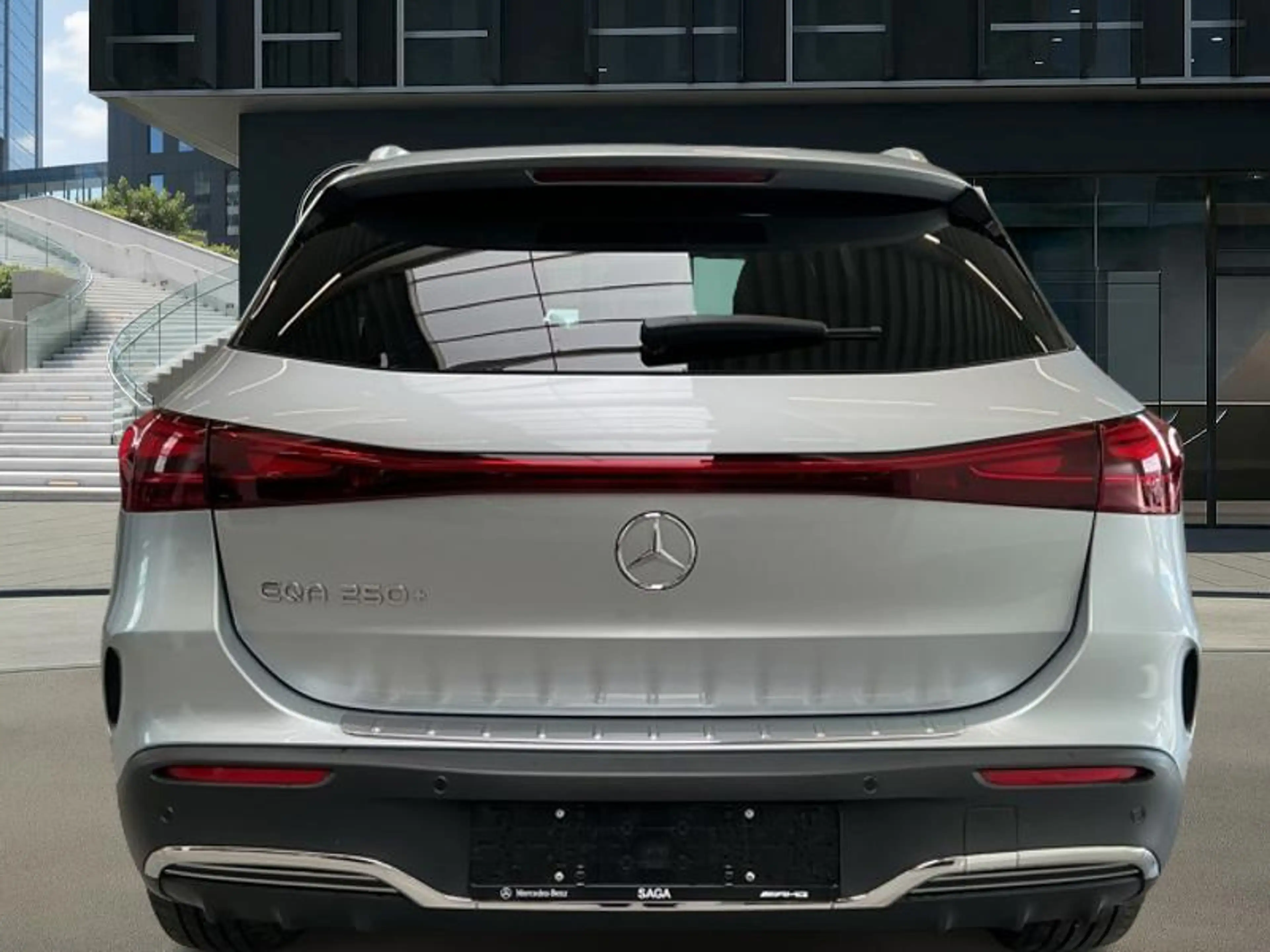 Mercedes-Benz EQA 250 + AMG Toit Pano Attelage Burmester — photo 13