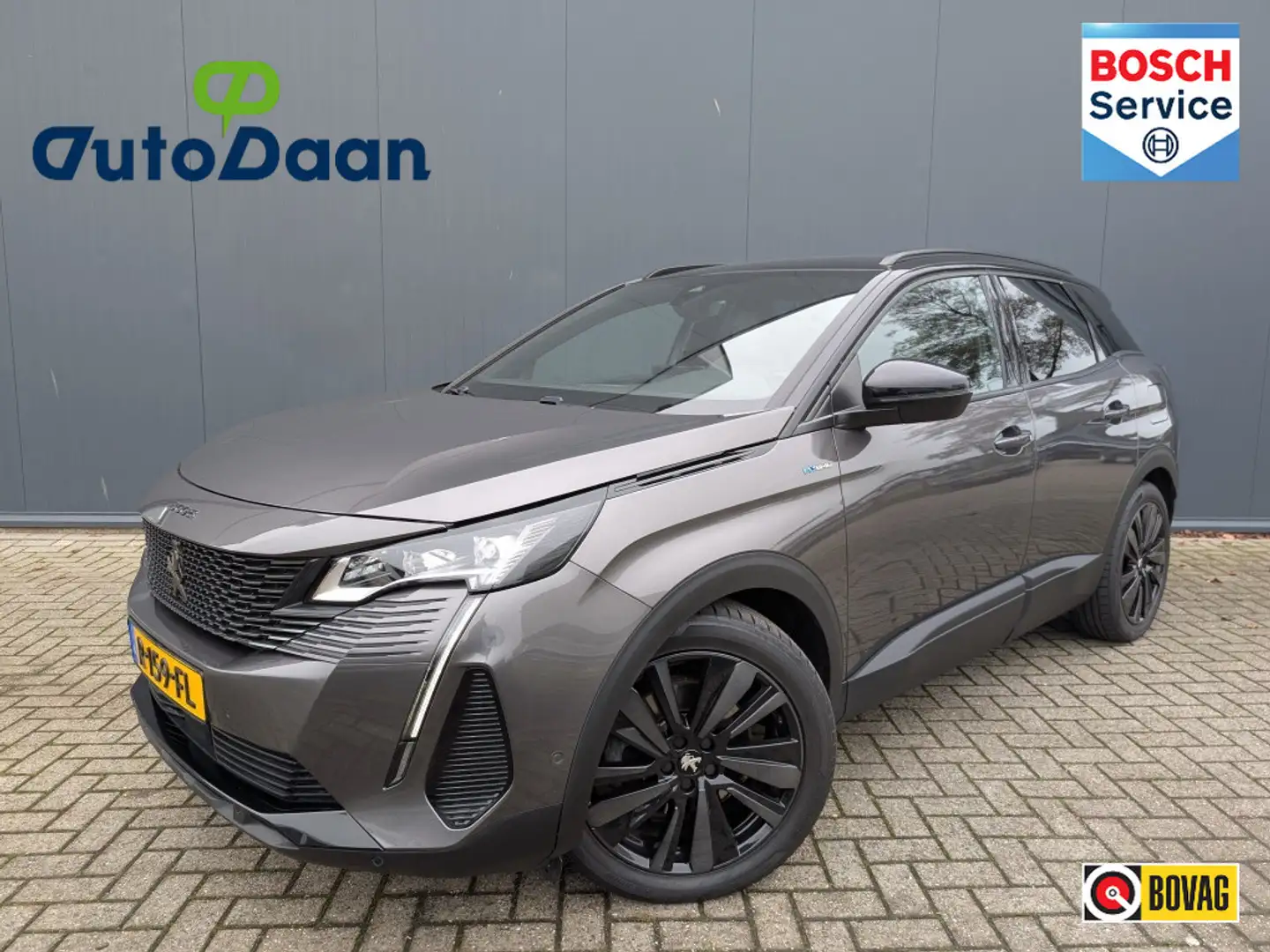Peugeot 3008 1.6 HYbrid GT | Trekhaak | Apple Carplay Grijs - 1