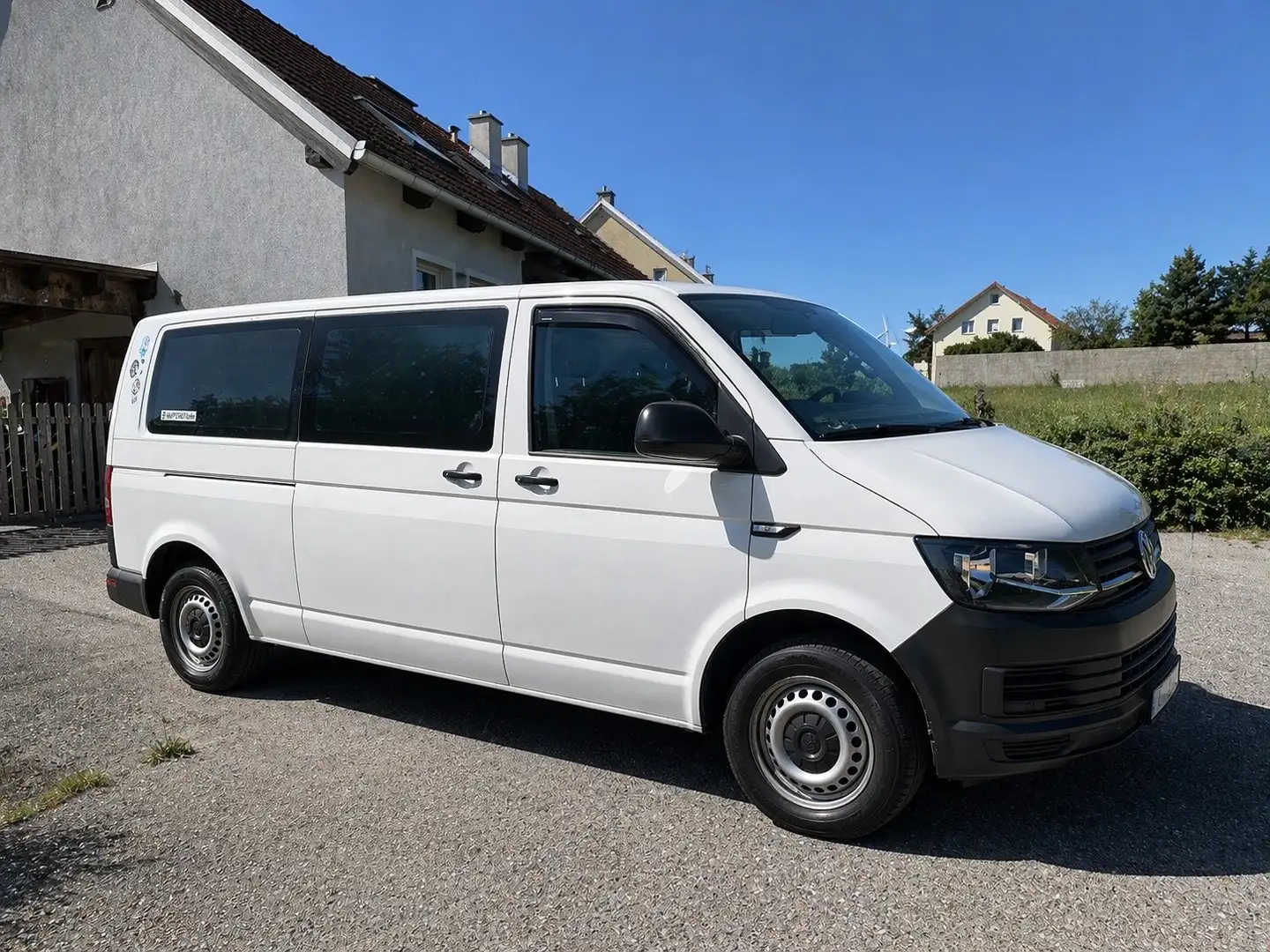 Volkswagen T6 Transporter Kombi LR DSG (Camper-Umbau) Weiß - 2