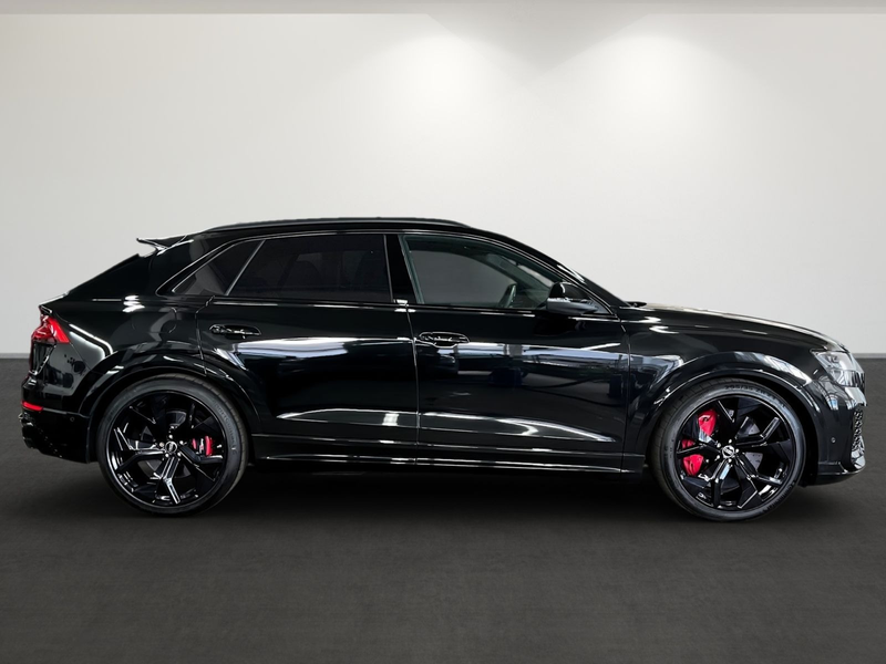 Audi RS Q8 RS EssentialPaket AssistenzPaketPANO B&O — photo 4