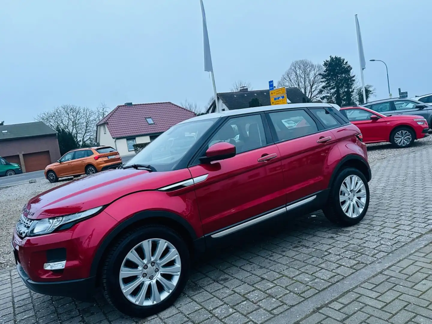 Land Rover Range Rover Evoque Prestige*ALLRAD*LEDER*KAMERA* Rot - 2