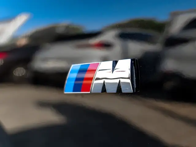 BMW M view 24