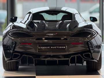 570S Coupe / Carbon / Lift
